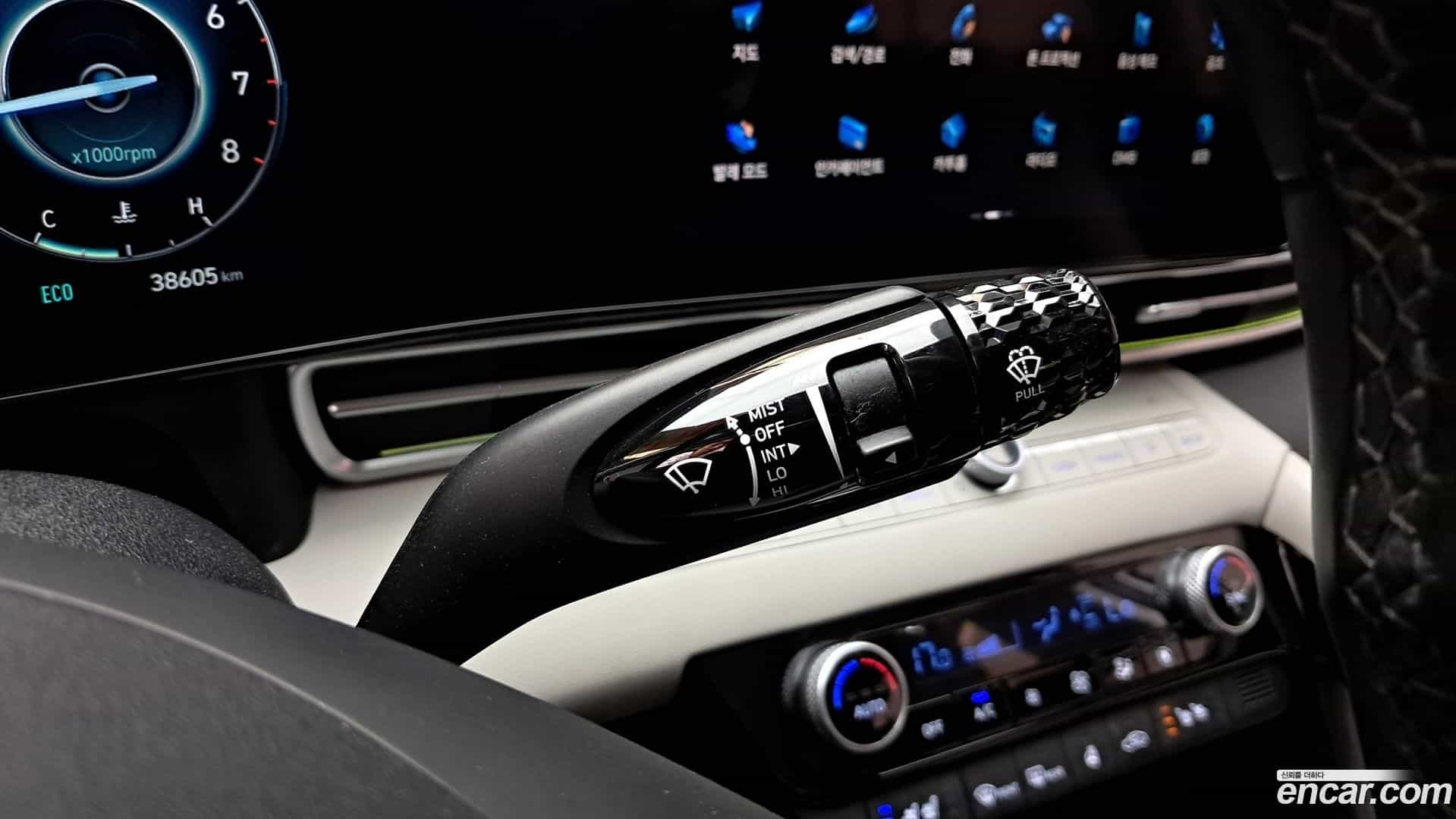 AVANTE Hyundai 2023.3-OPTION-042