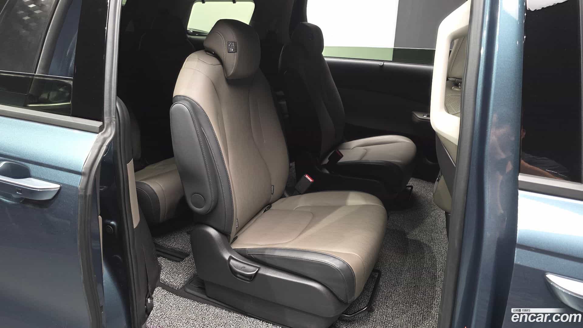Canival Kia 2024.8-OPTION-015