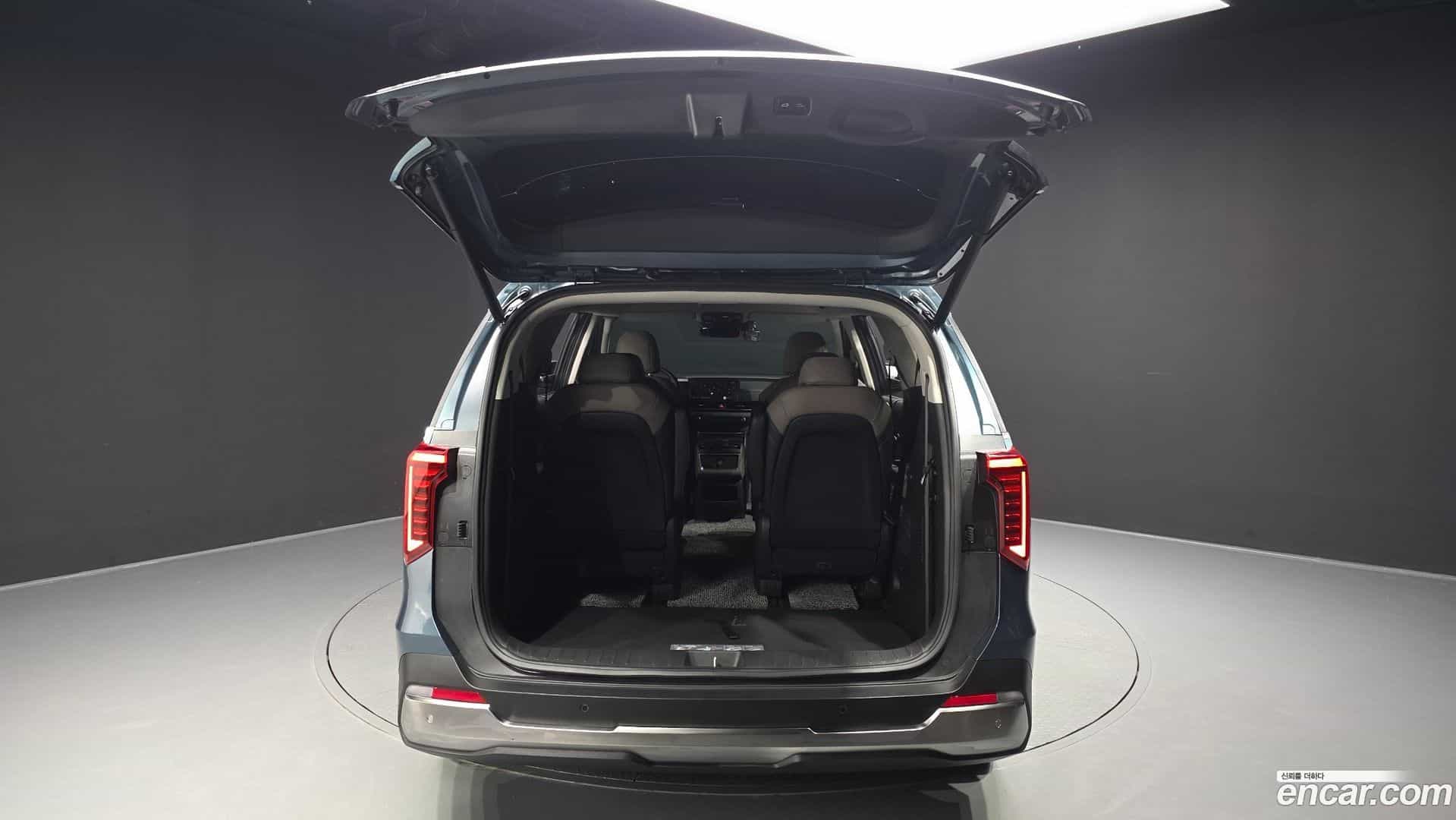 Canival Kia 2024.8-OPTION-024