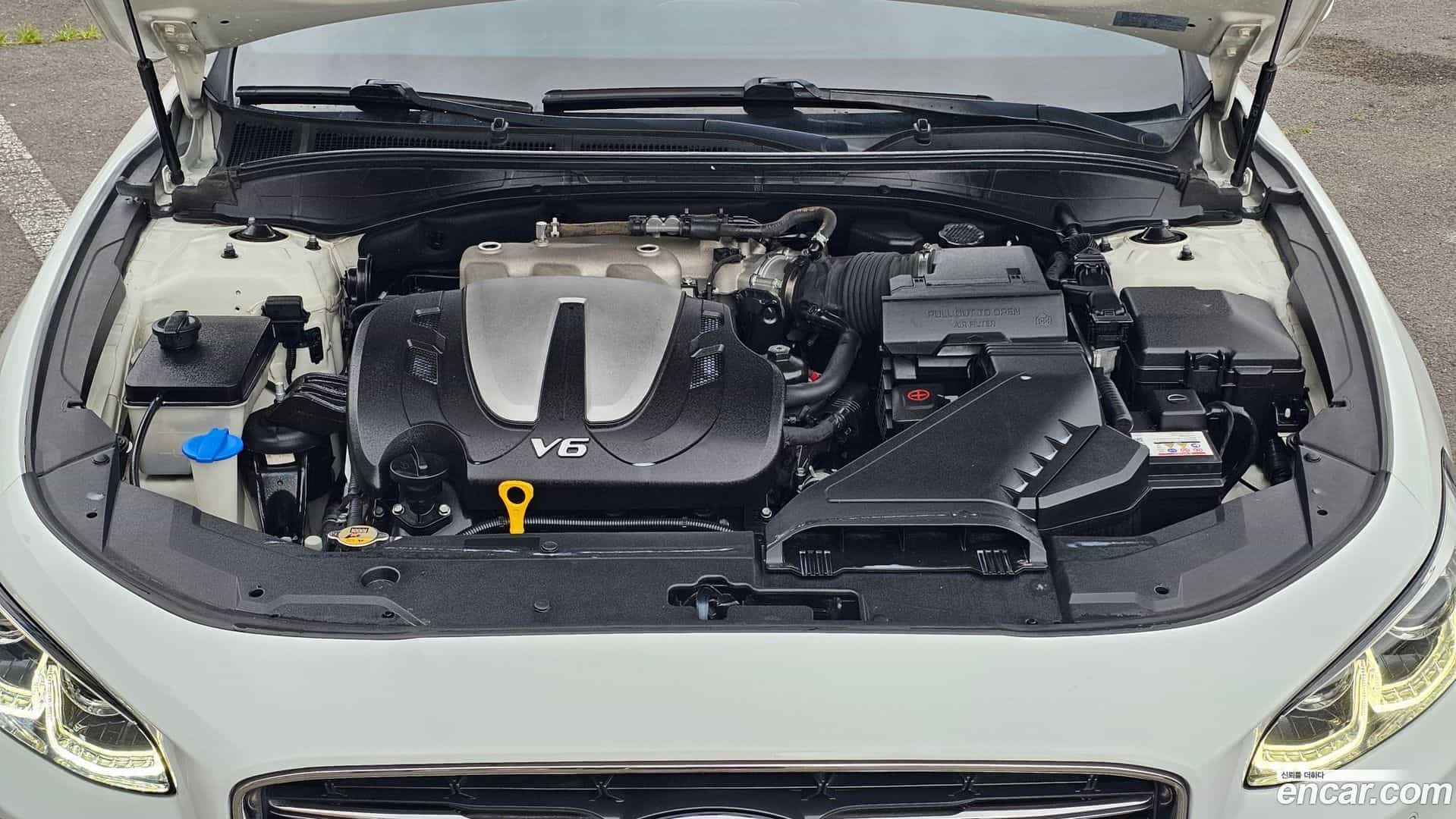 Grandeur Hyundai 2018.1-OPTION-024