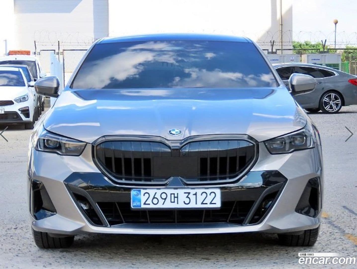 Main__Slider__Photo:5-Series BMW 2025.4-0