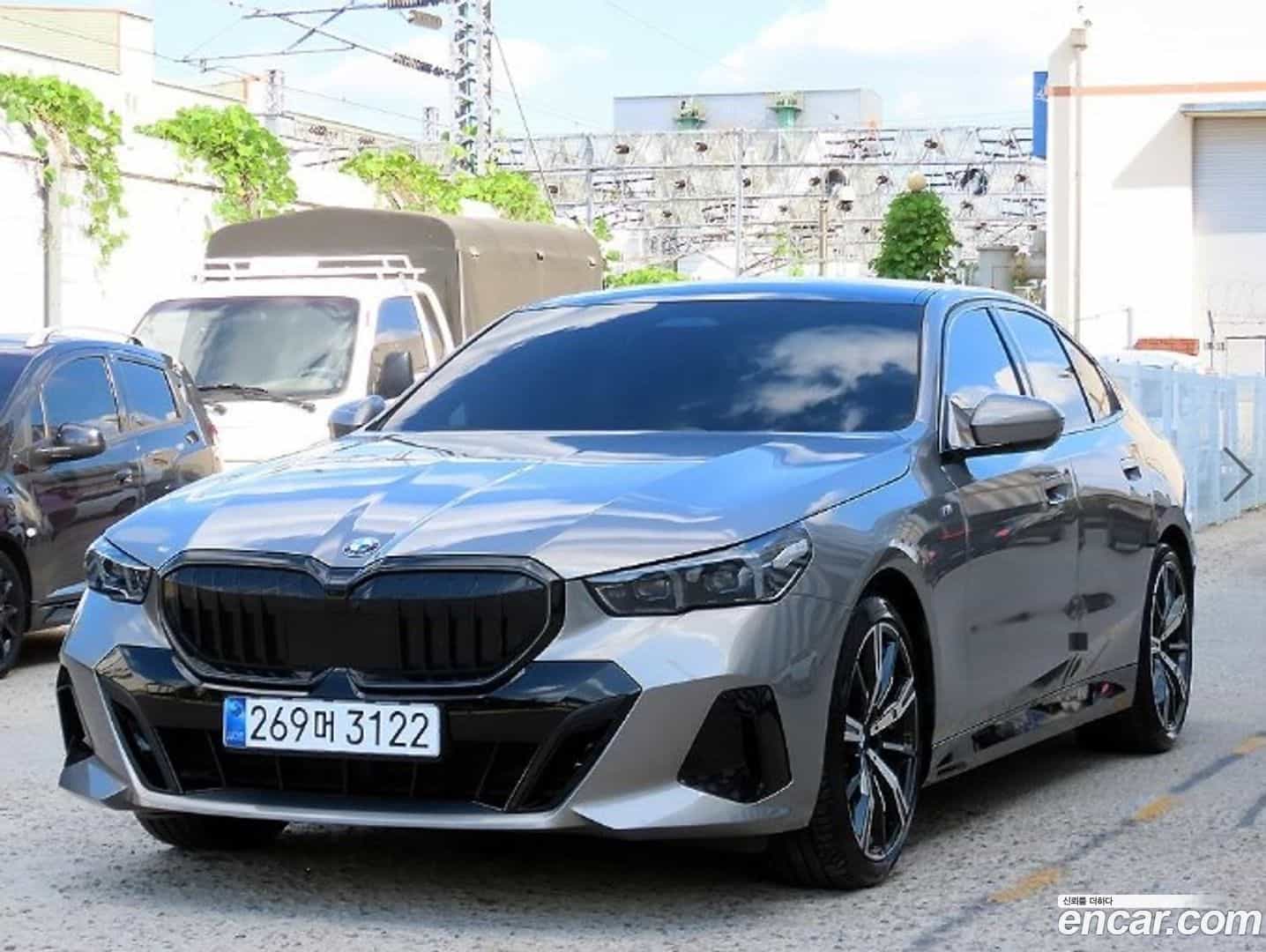 5-Series BMW 2025.4-OUTER-003