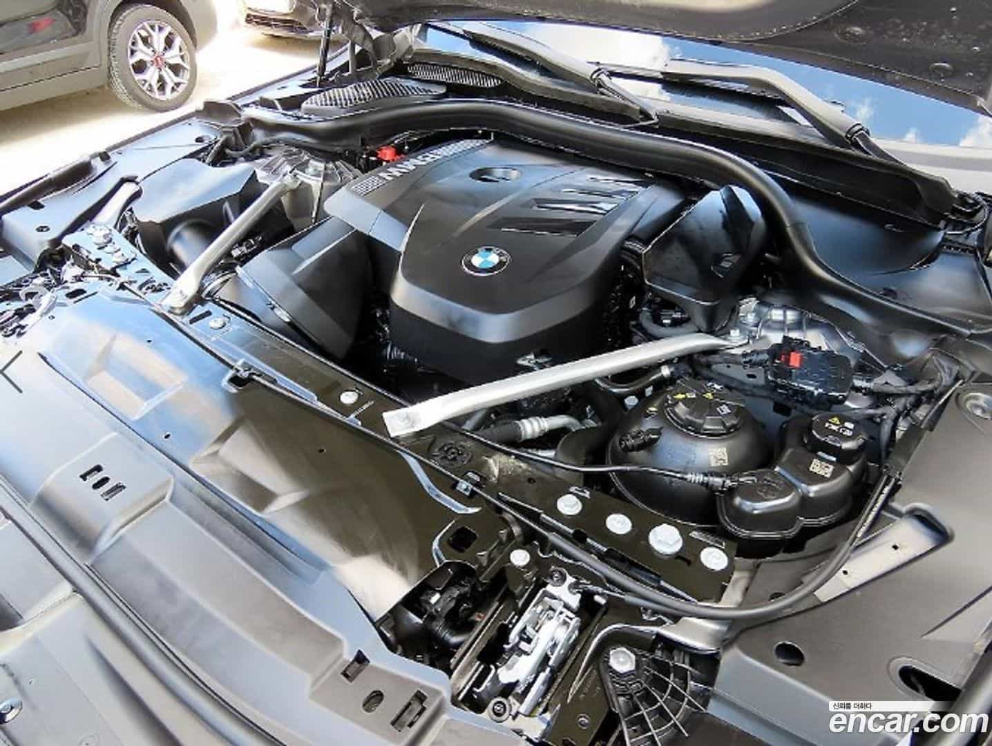 5-Series BMW 2025.4-OPTION-021