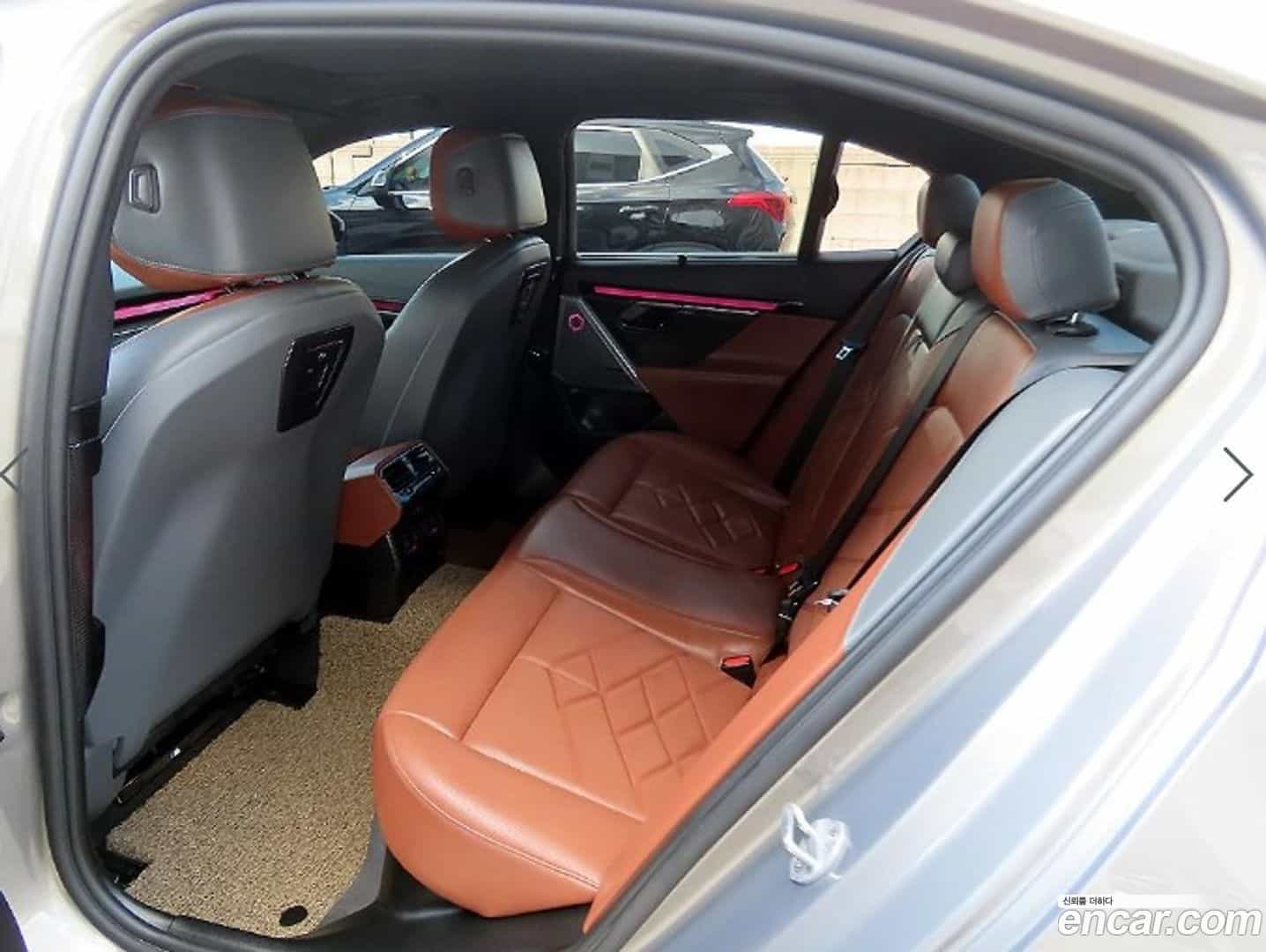 5-Series BMW 2025.4-OPTION-023