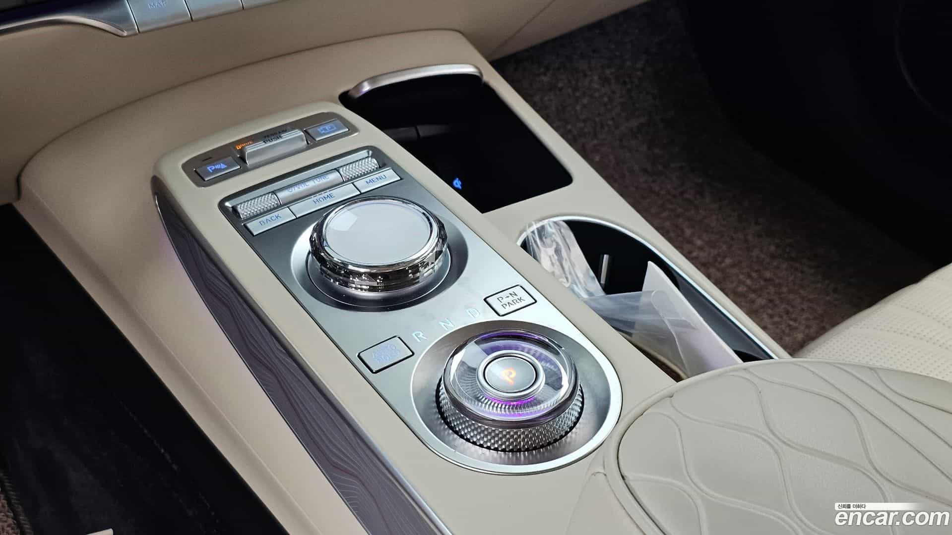 GV70 Genesis 2024.0-INNER-009