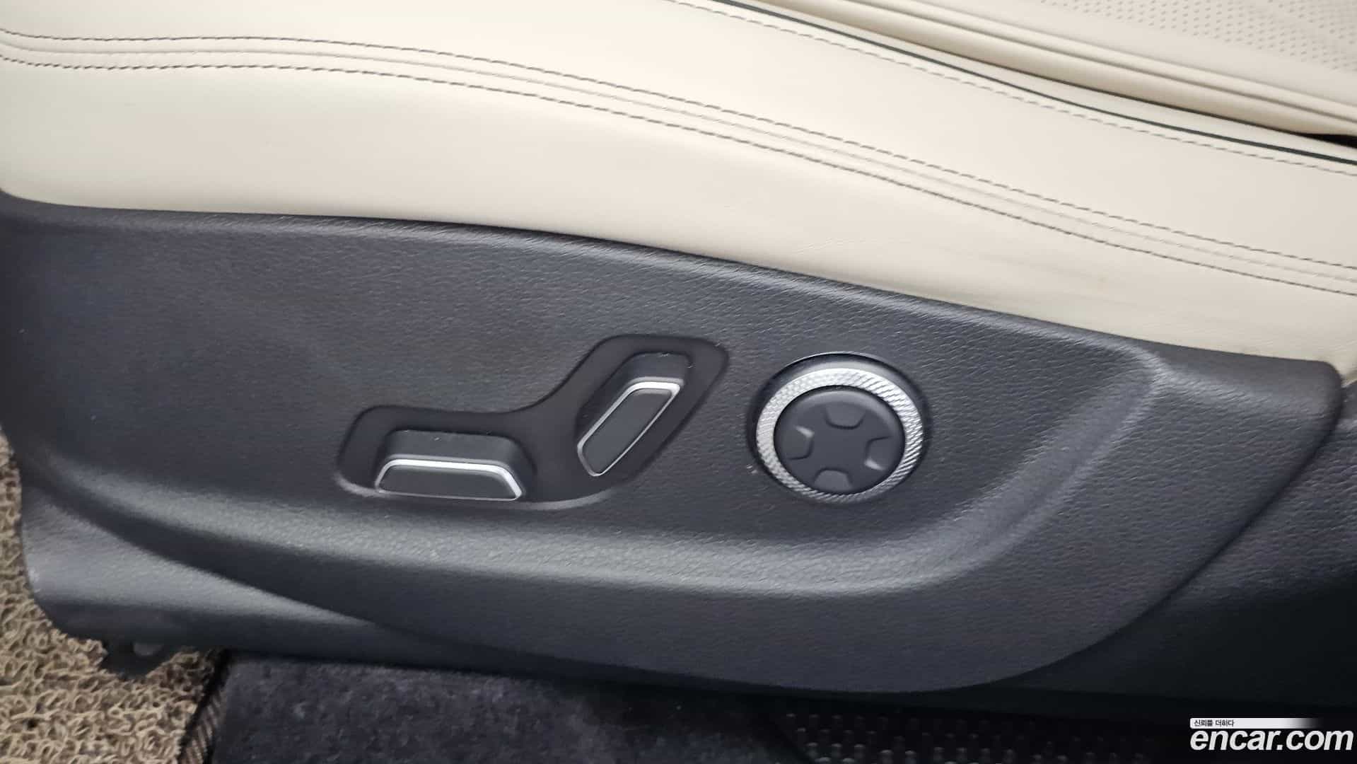 GV70 Genesis 2024.0-OPTION-044