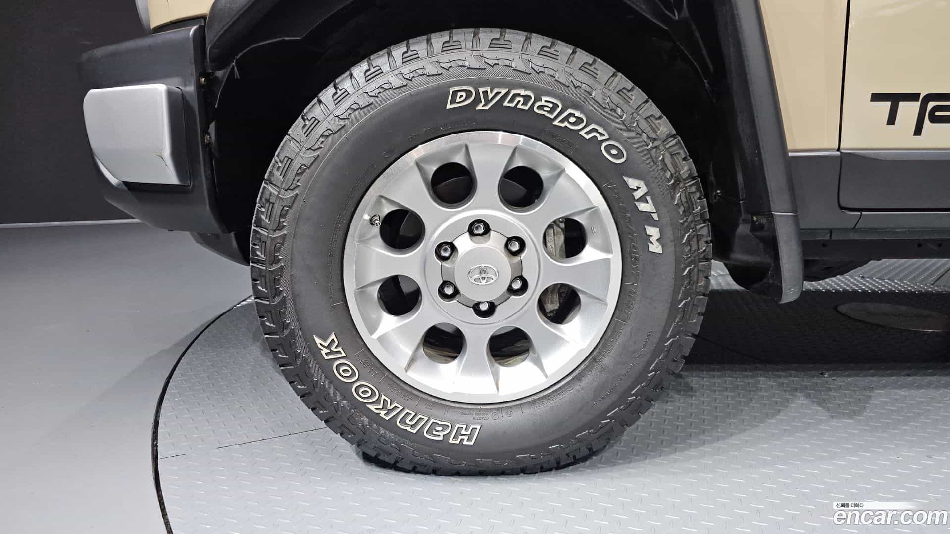 FJ Cruiser Toyota 2013.11-OUTER-005