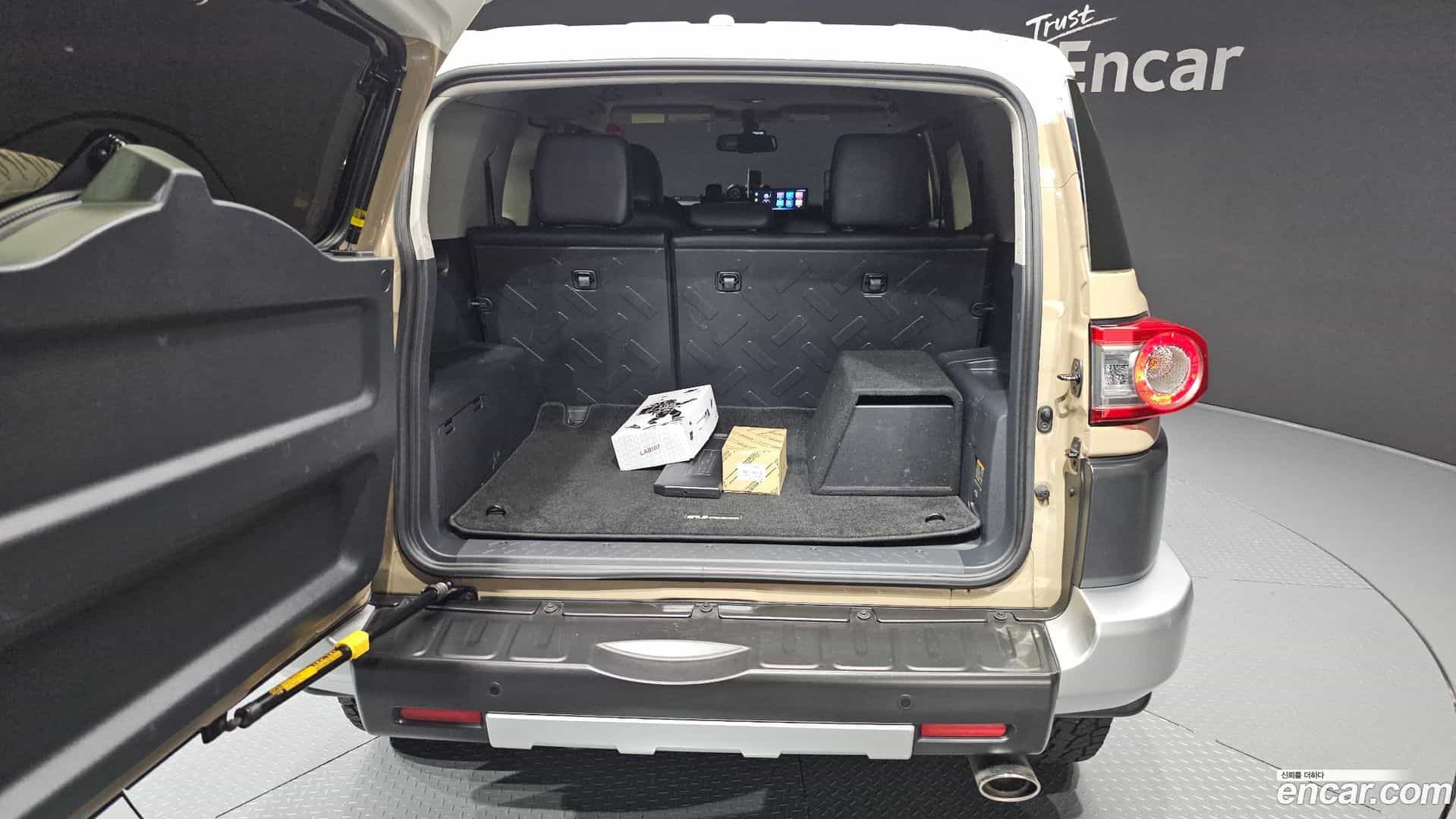 FJ Cruiser Toyota 2013.11-OPTION-024