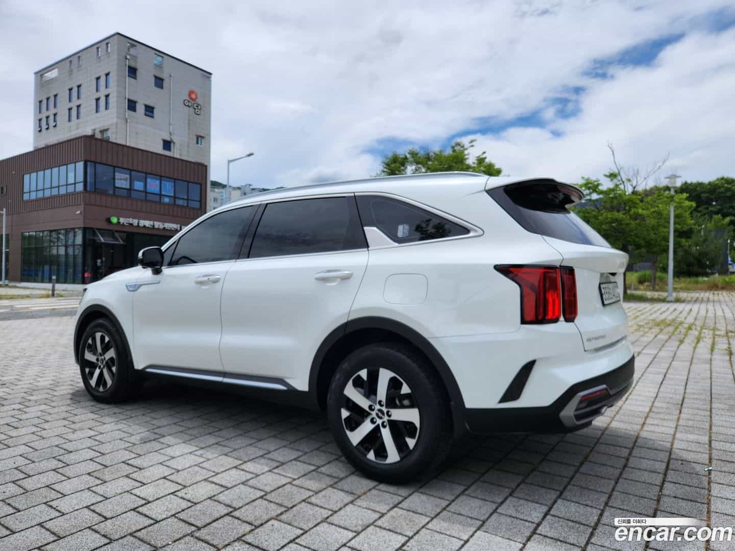Sorento Kia 2023.4-OUTER-003
