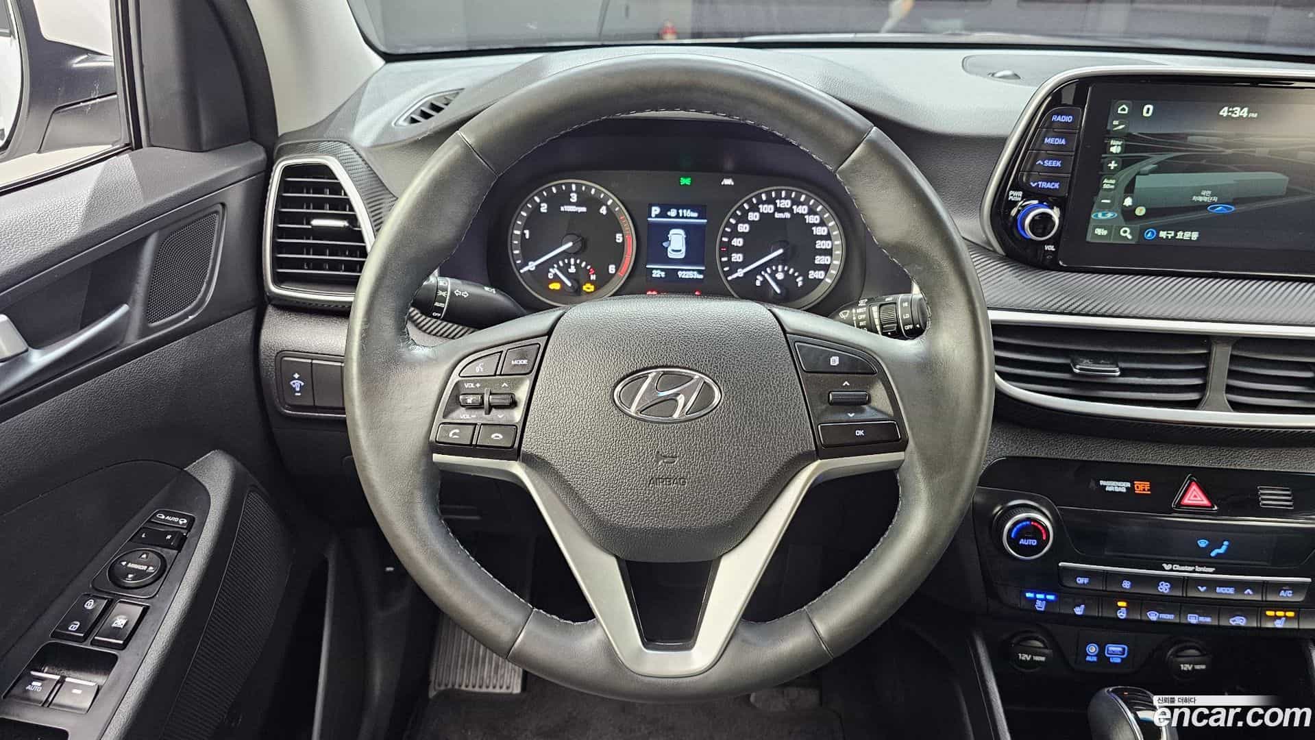 Tucson Hyundai 2018.10-OPTION-017