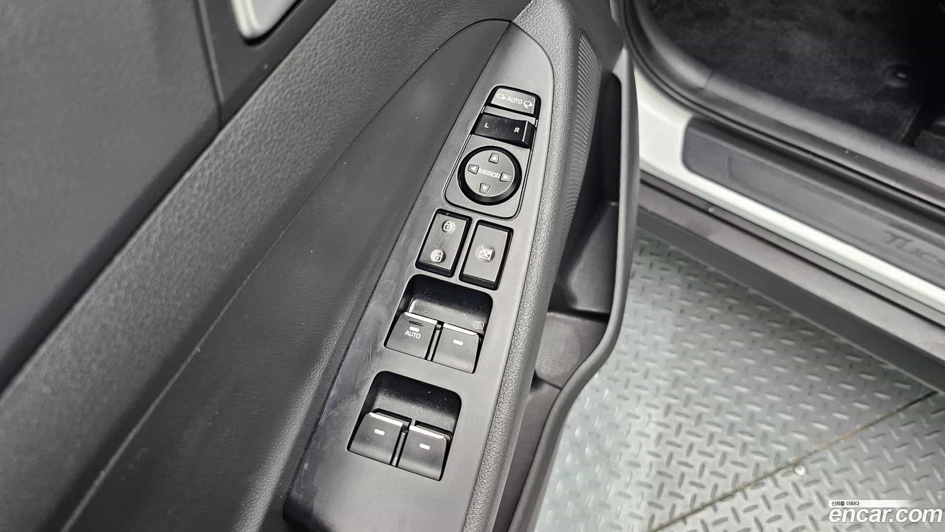Tucson Hyundai 2018.10-OPTION-021