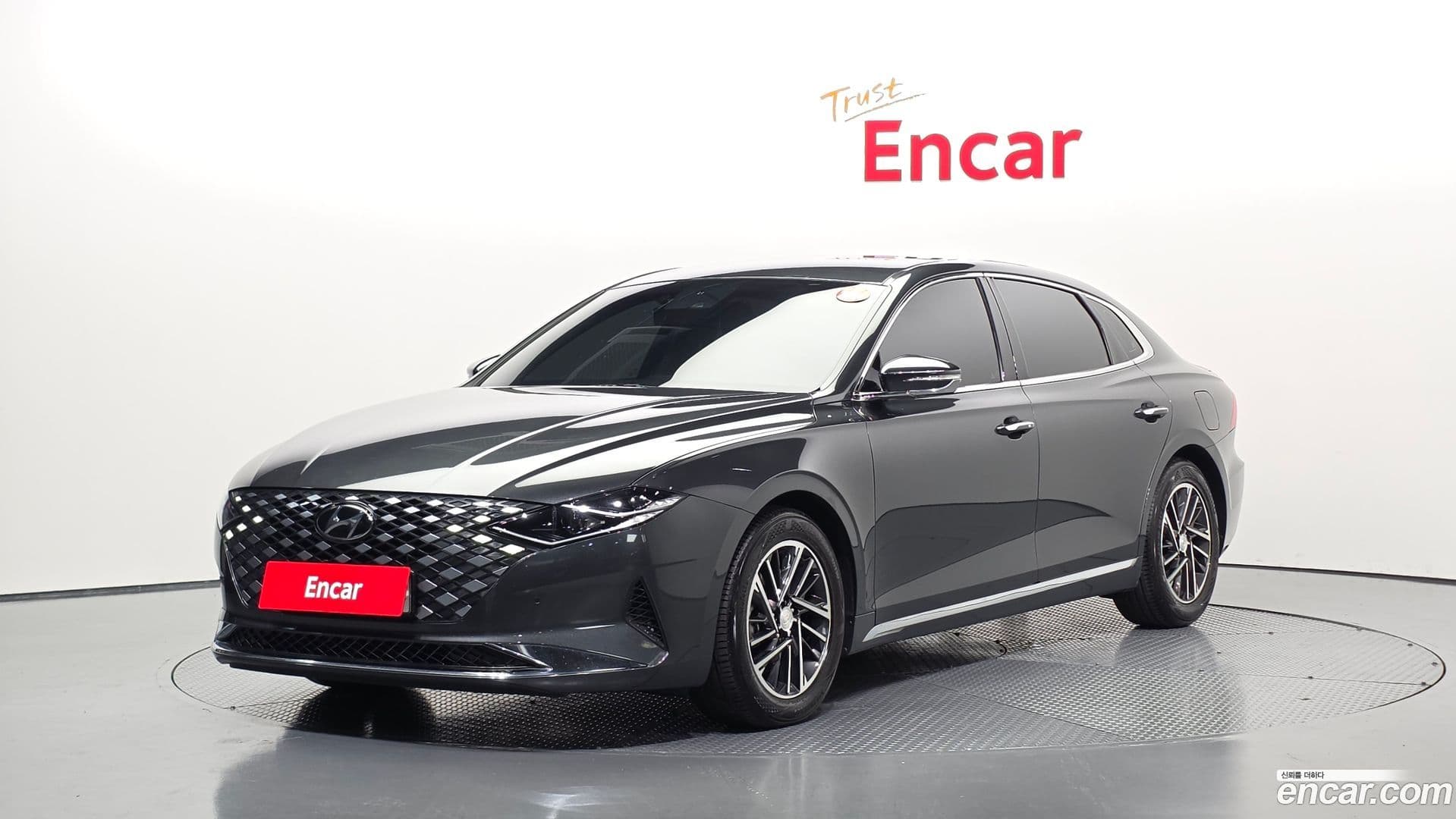 Main__Slider__Photo:Grandeur Hyundai 2020.2-0