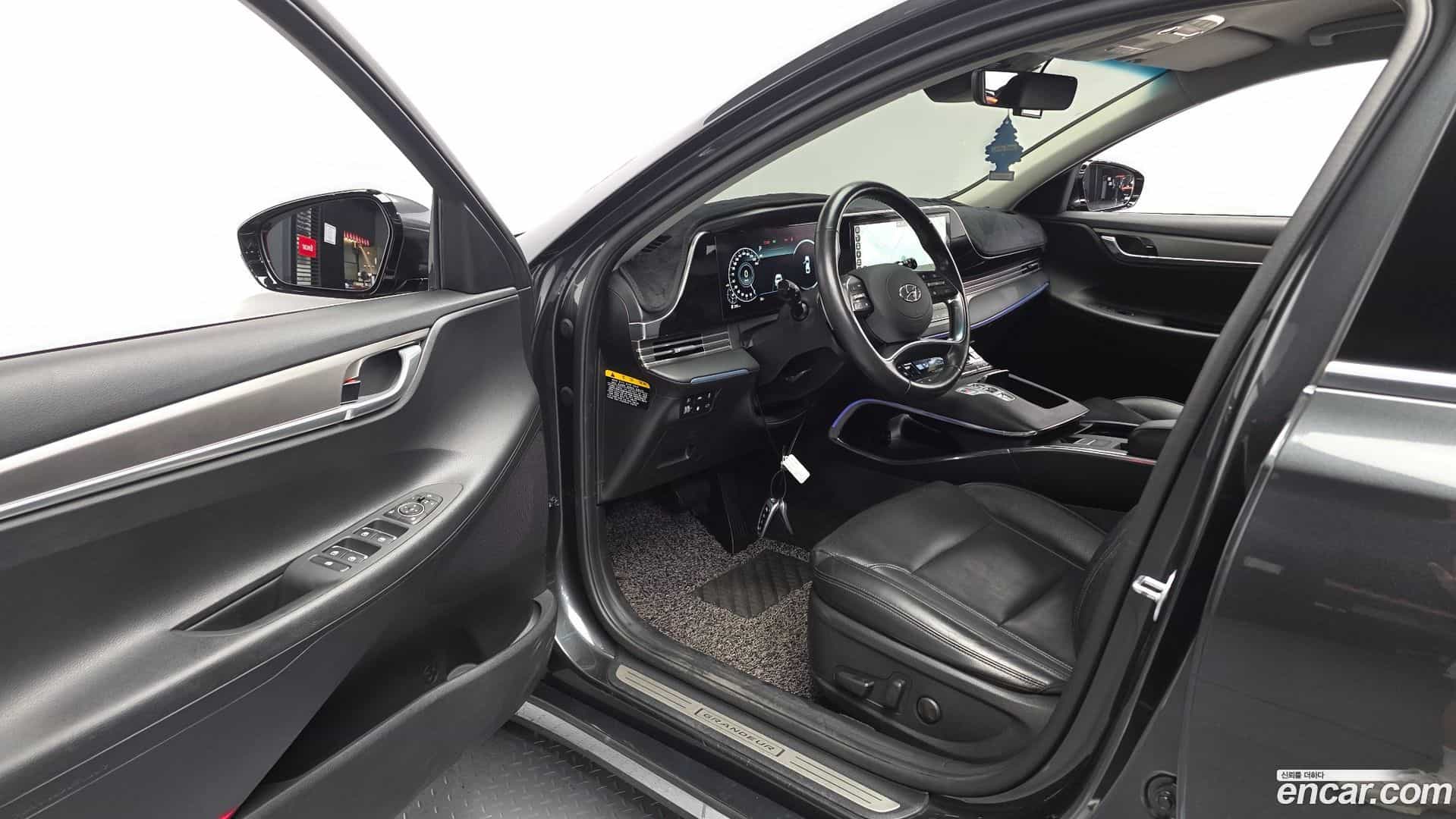 Grandeur Hyundai 2020.2-INNER-010