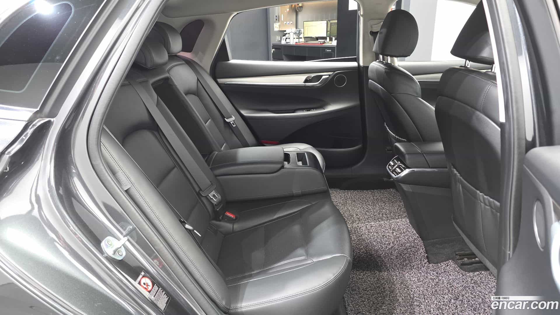 Grandeur Hyundai 2020.2-OPTION-016