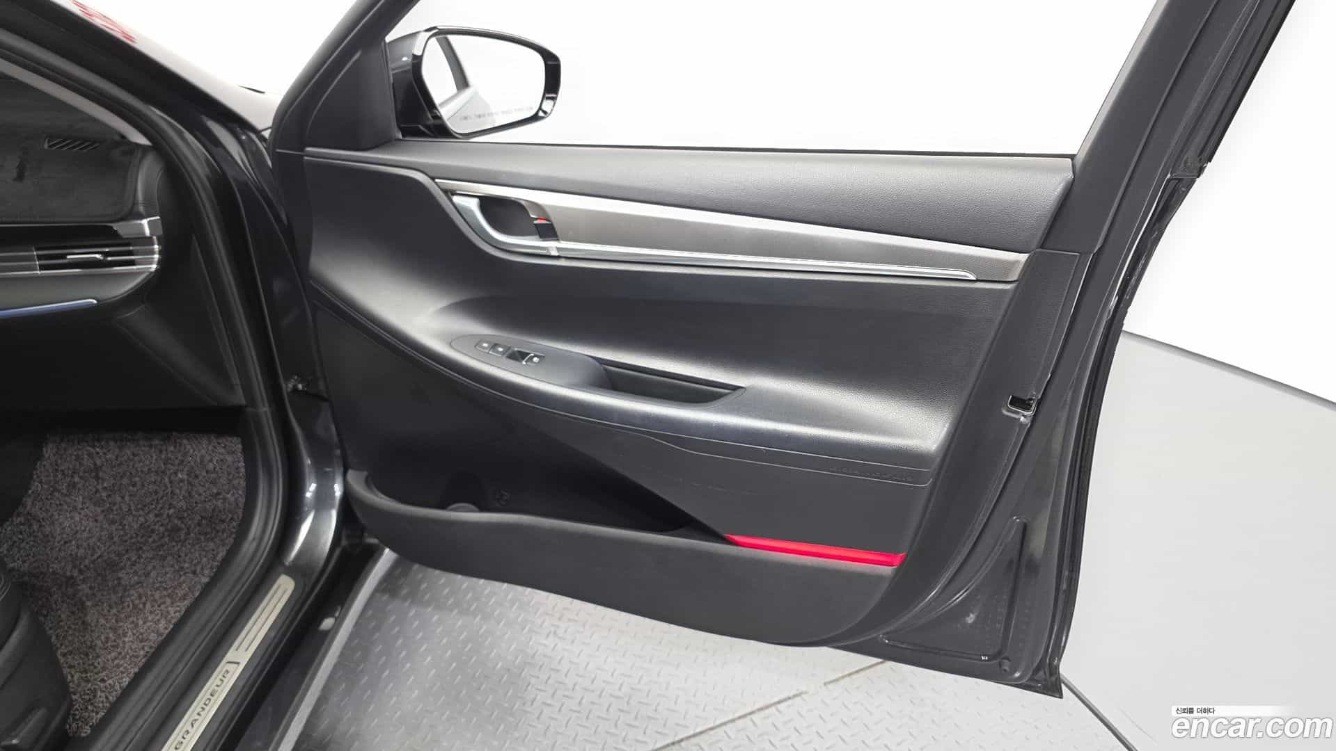Grandeur Hyundai 2020.2-INNER-034
