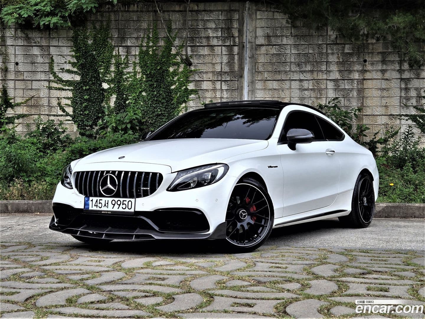 Main__Slider__Photo:C-Class Mercedes-Benz 2017.5-0
