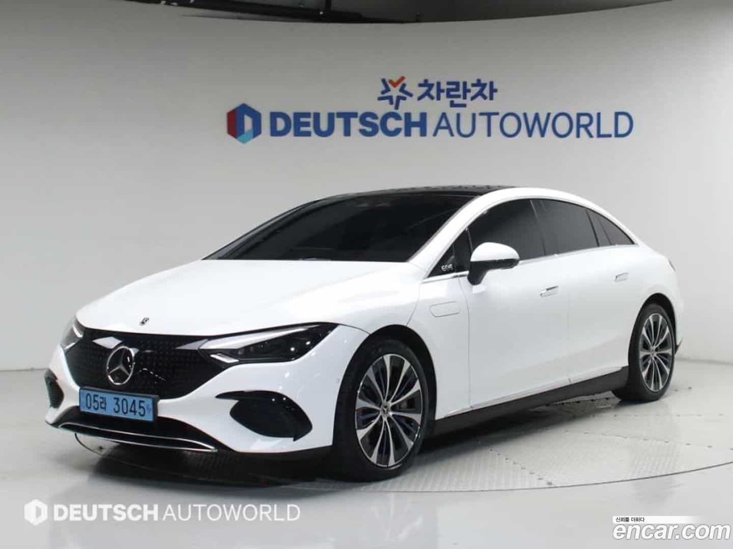 EQE Mercedes-Benz 2022.11-OUTER-001