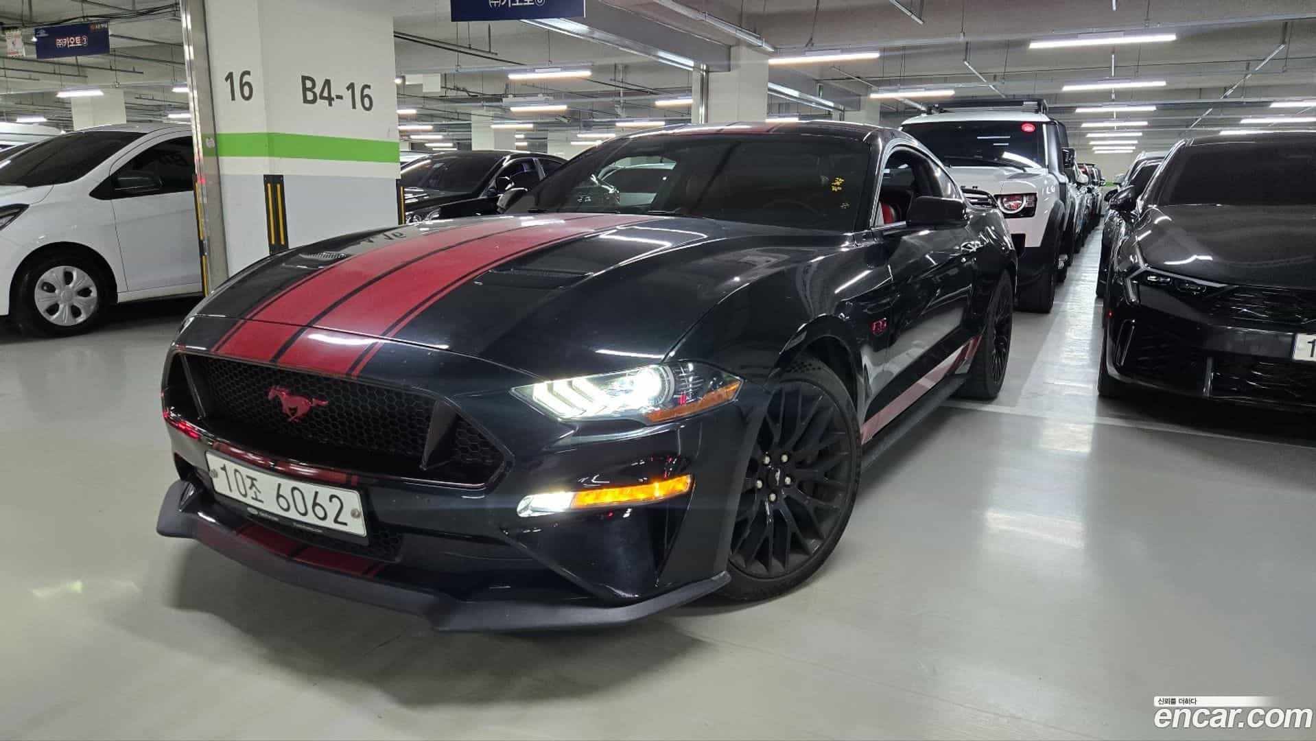 Mustang Ford 2019.7-OUTER-003