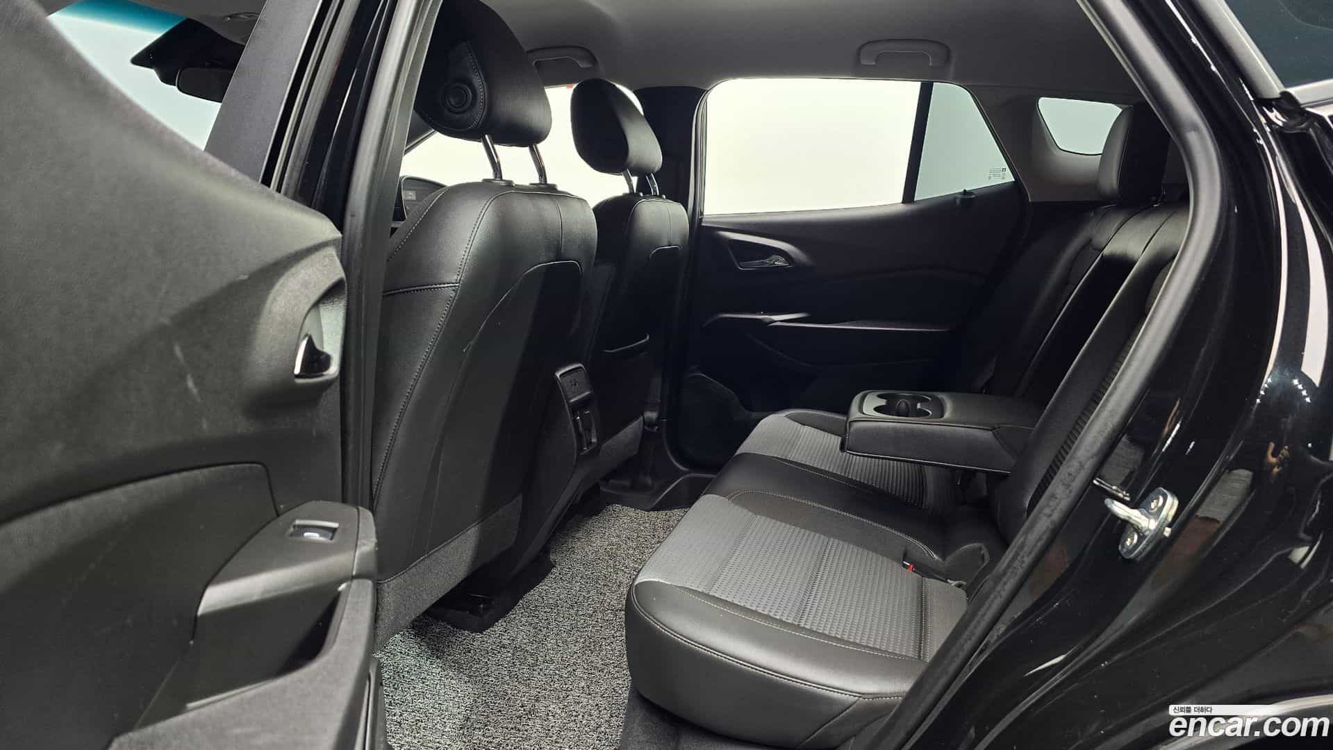 Trax Chevrolet 2023.3-OPTION-016