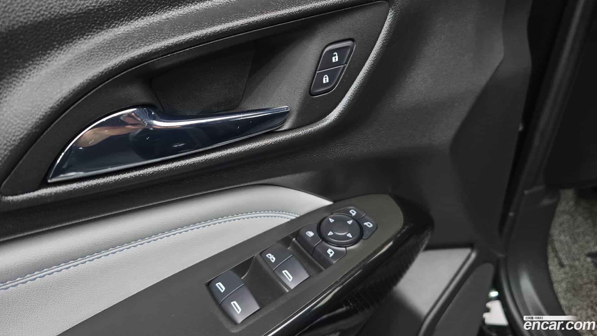 Trax Chevrolet 2023.3-OPTION-024