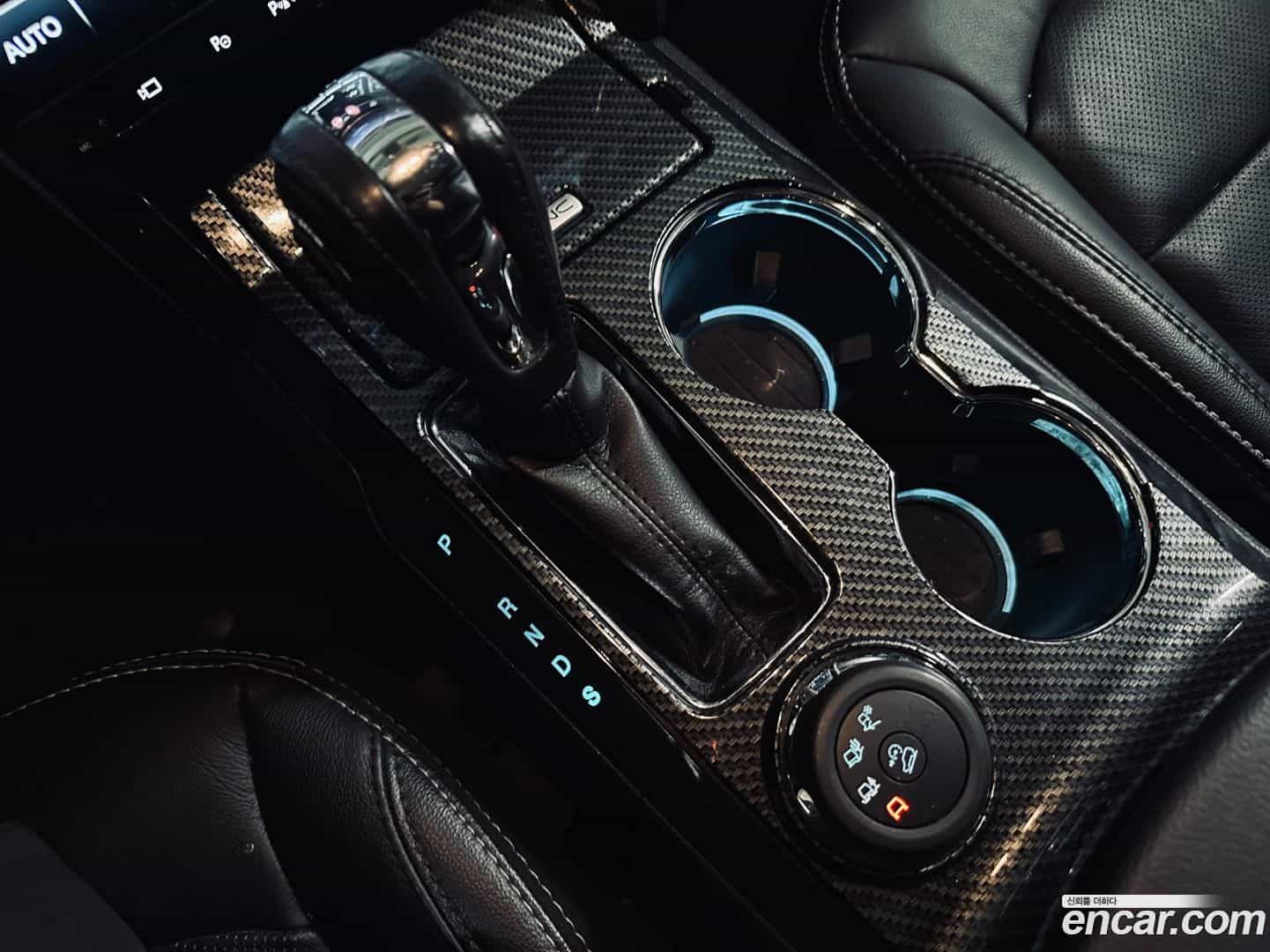 Explorer Ford 2018.6-INNER-009