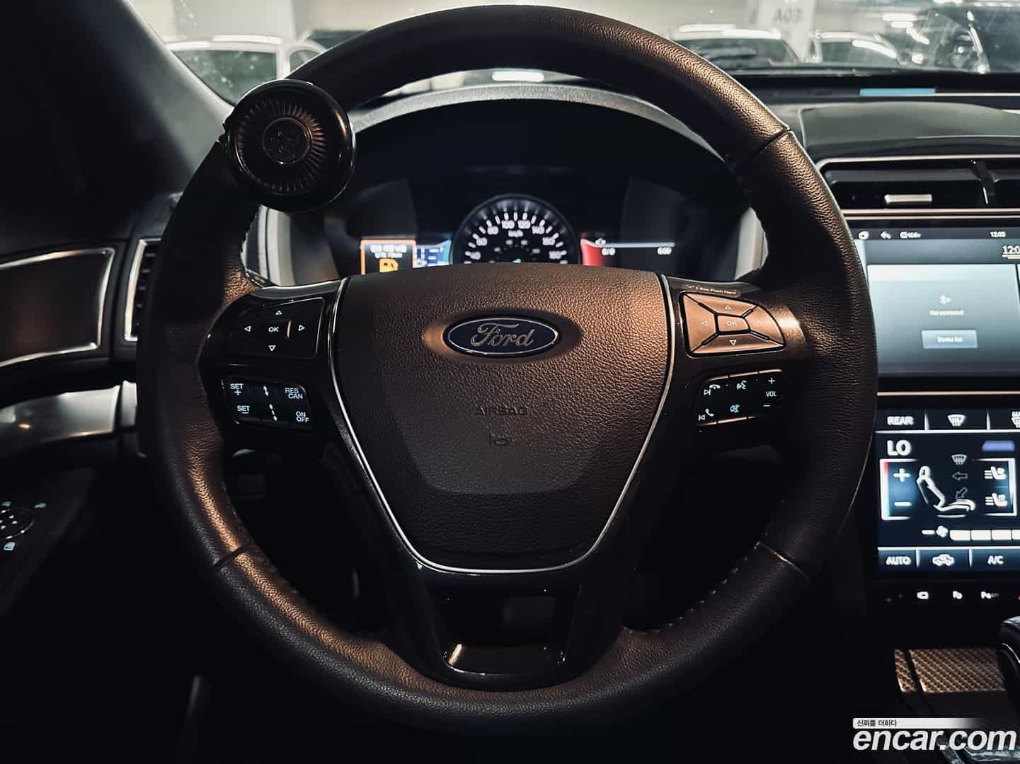 Explorer Ford 2018.6-OPTION-016