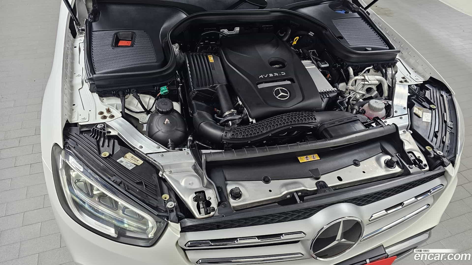 GLC-Class Mercedes-Benz 2021.0-OUTER-006