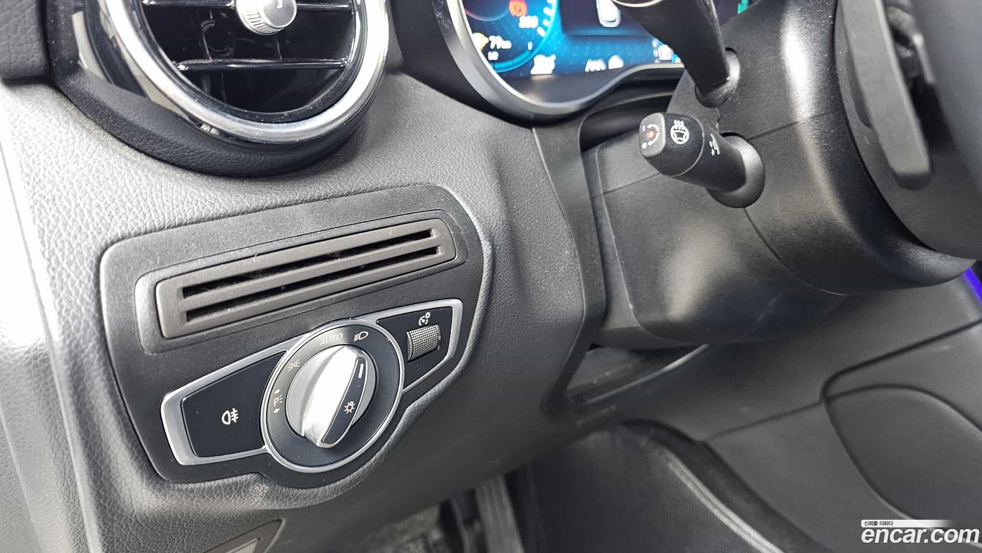 GLC-Class Mercedes-Benz 2021.0-OPTION-024