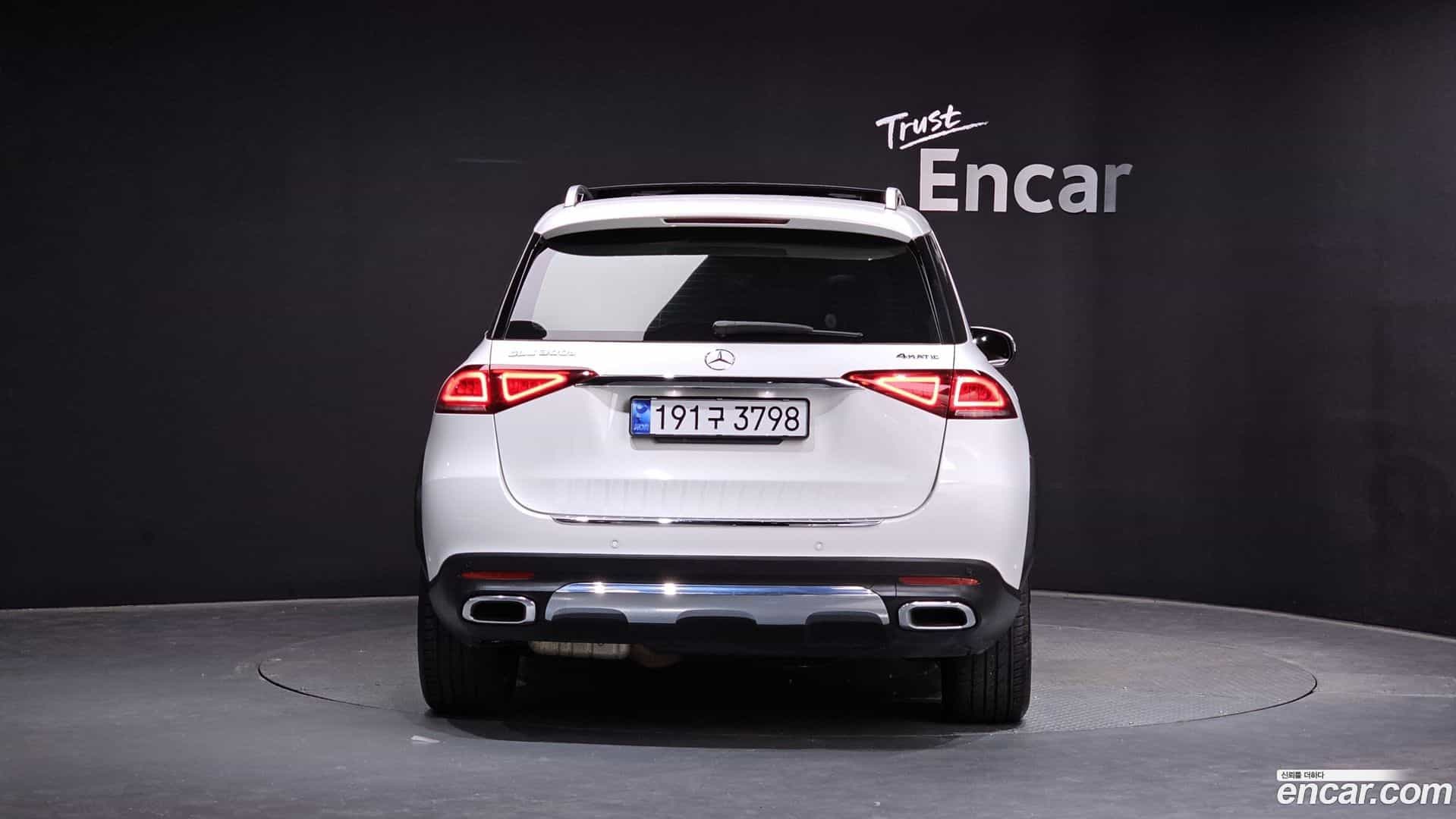 GLE-Class Mercedes-Benz 2021.6-OUTER-004