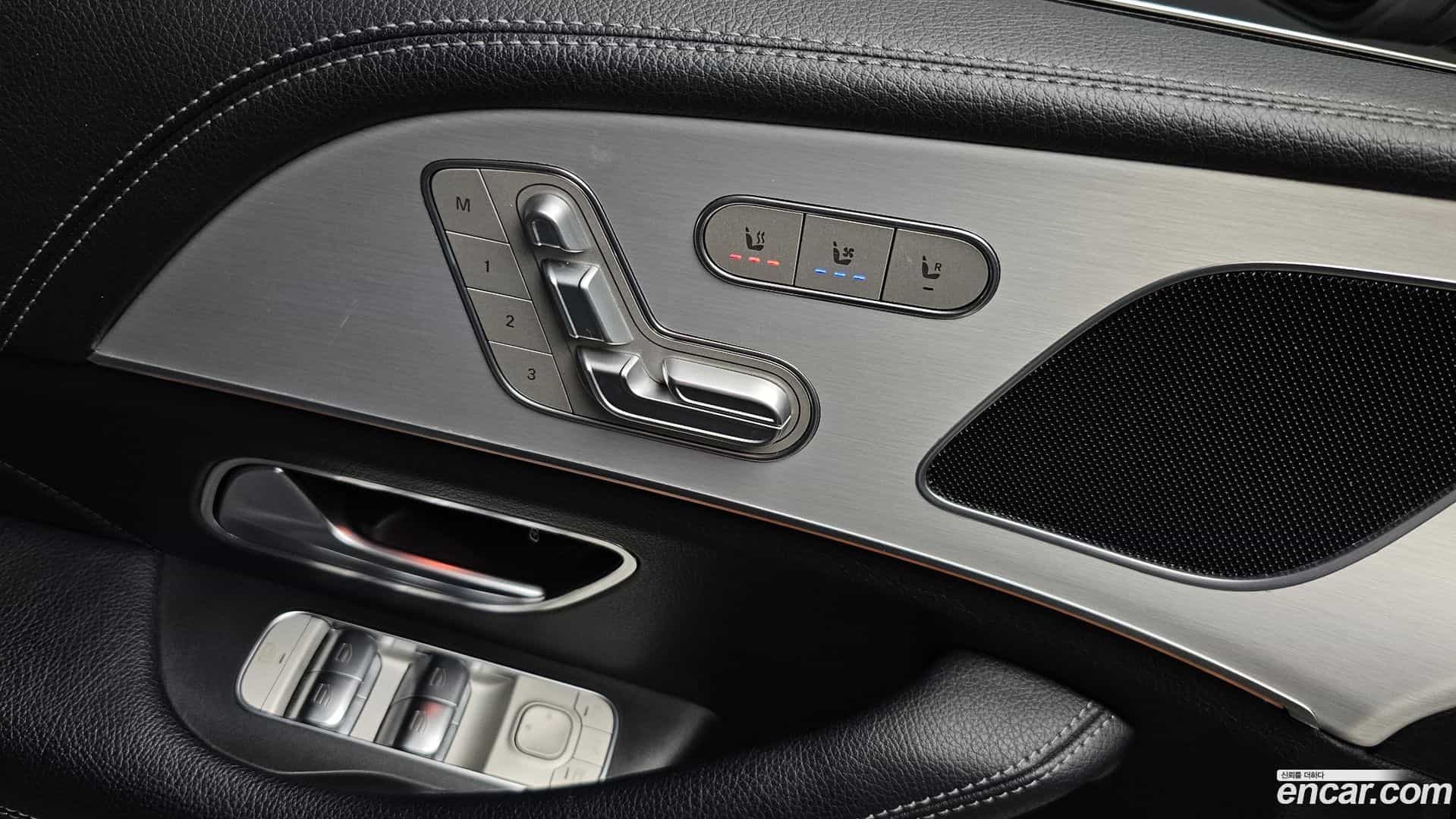 GLE-Class Mercedes-Benz 2021.6-OPTION-022