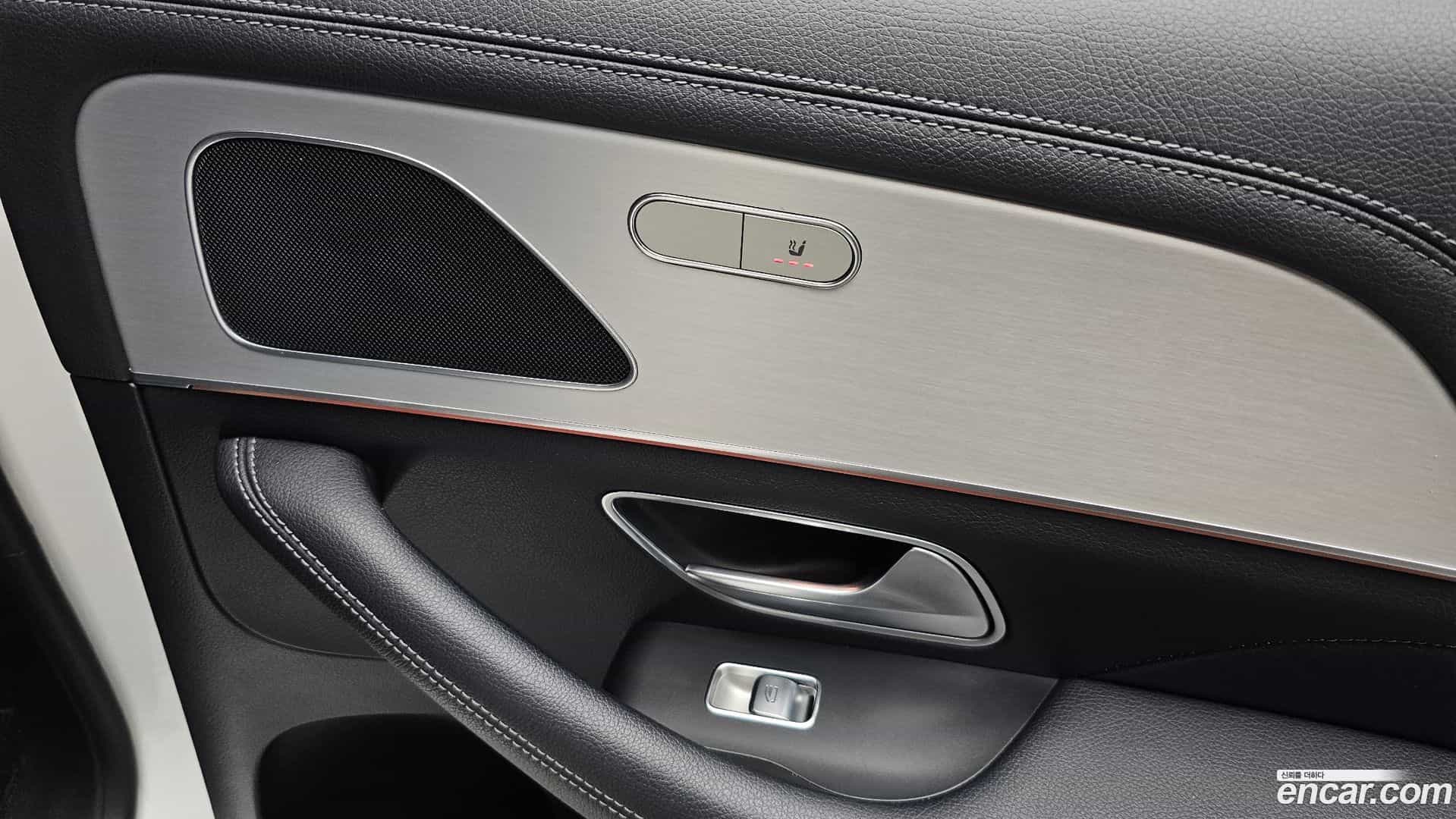 GLE-Class Mercedes-Benz 2021.6-OPTION-040