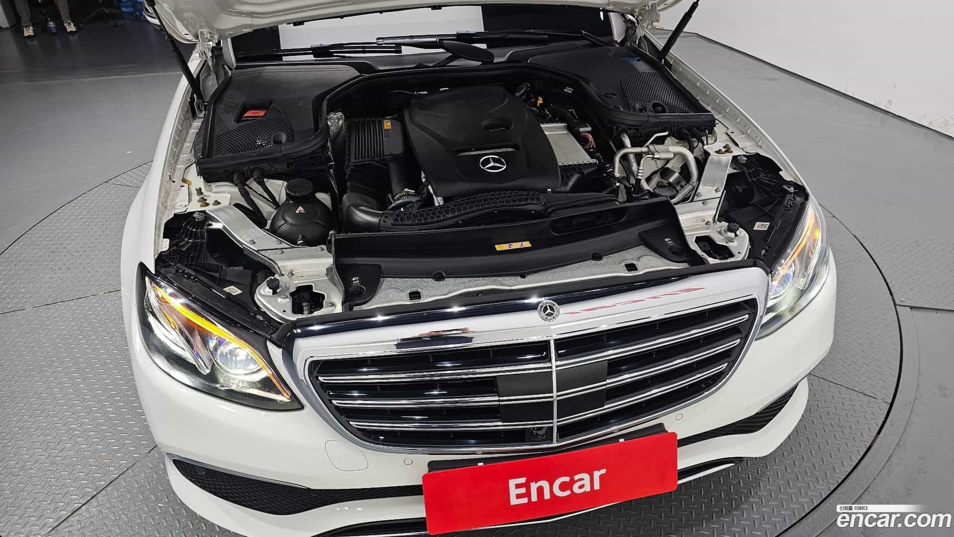 E-Class Mercedes-Benz 2020.5-OUTER-006