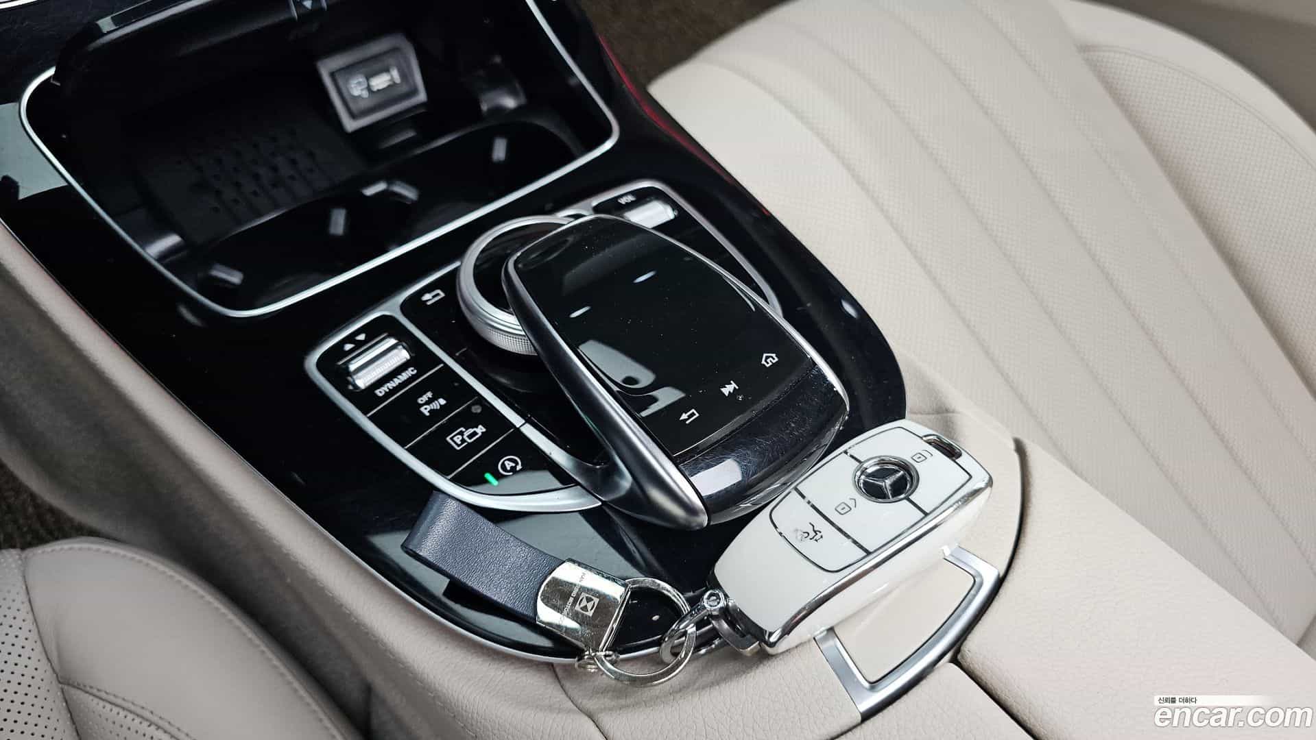 E-Class Mercedes-Benz 2020.5-OPTION-022