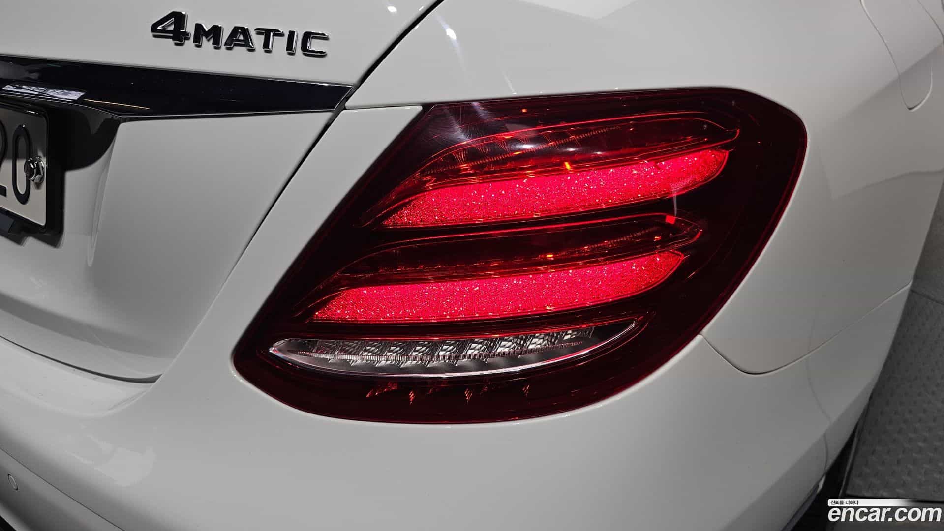 E-Class Mercedes-Benz 2020.5-OUTER-033