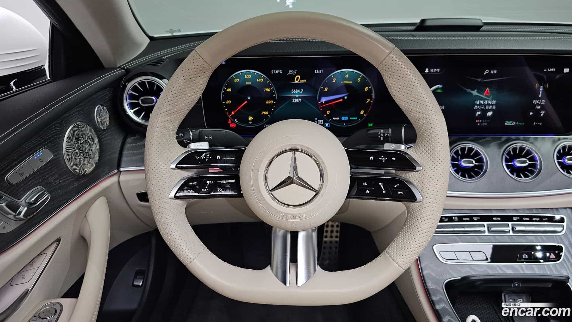 E-Class Mercedes-Benz 2023.11-OPTION-017
