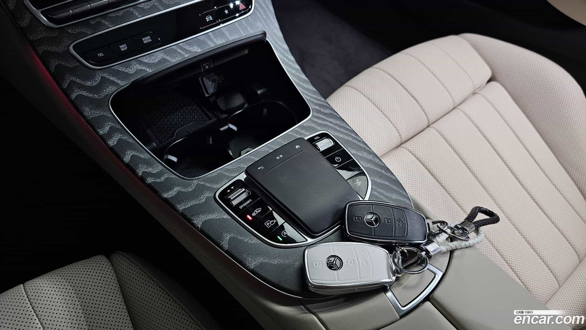 E-Class Mercedes-Benz 2023.11-OPTION-020