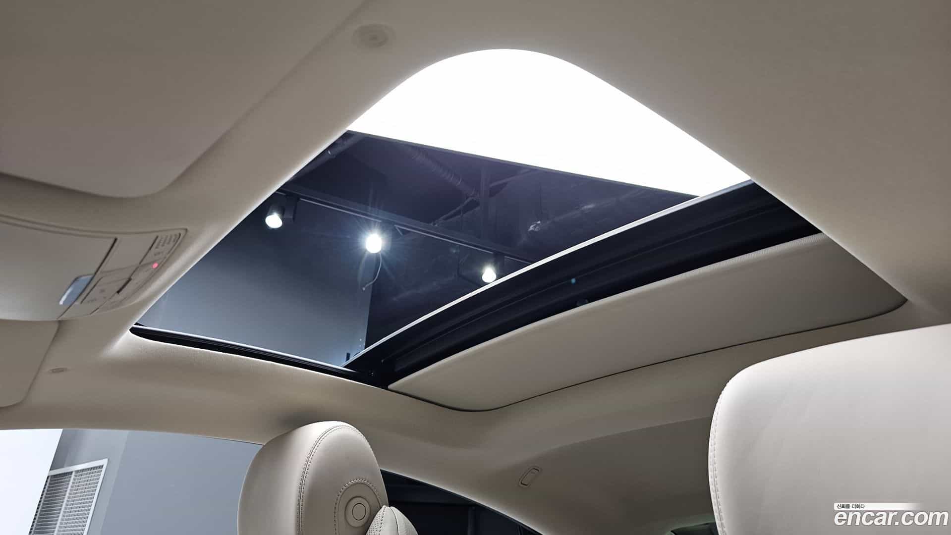 E-Class Mercedes-Benz 2023.11-OPTION-023