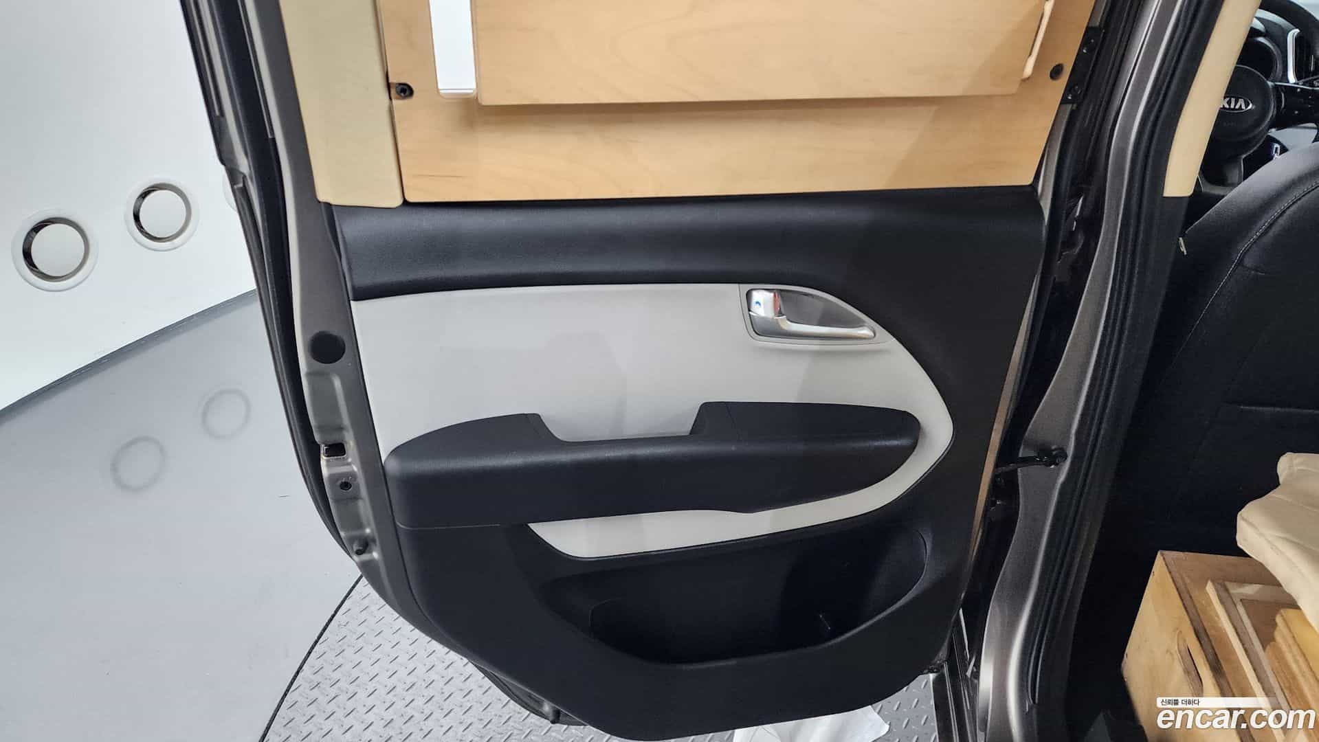 RAY Kia 2020.6-INNER-035
