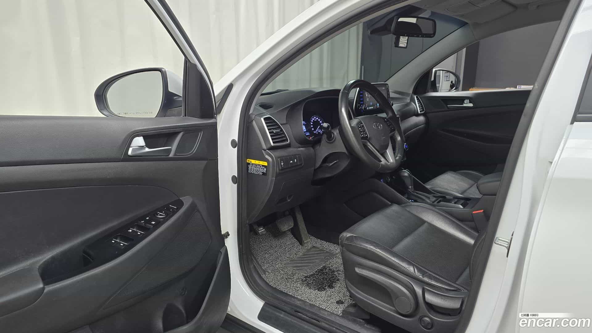 Tucson Hyundai 2019.1-INNER-010