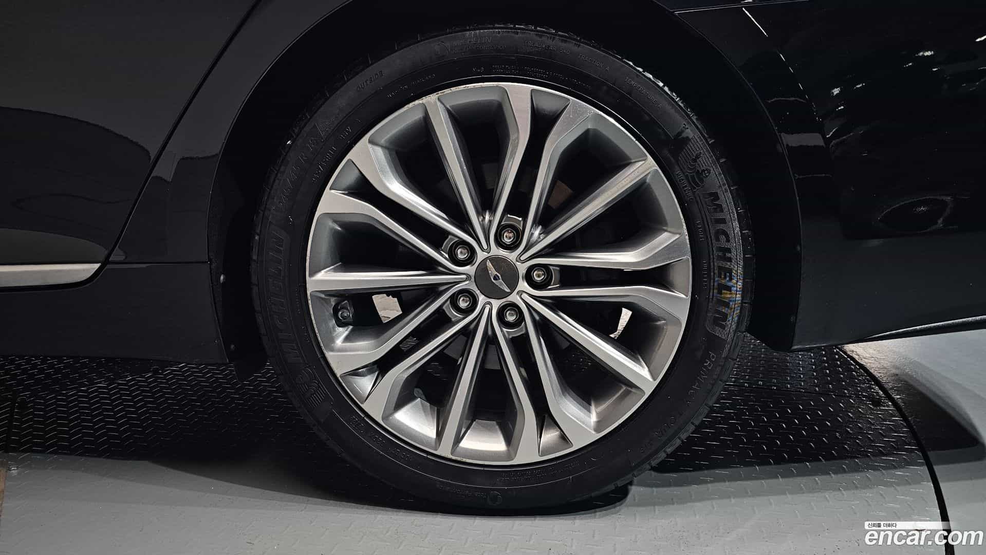 Genesis Hyundai 2016.1-OUTER-031