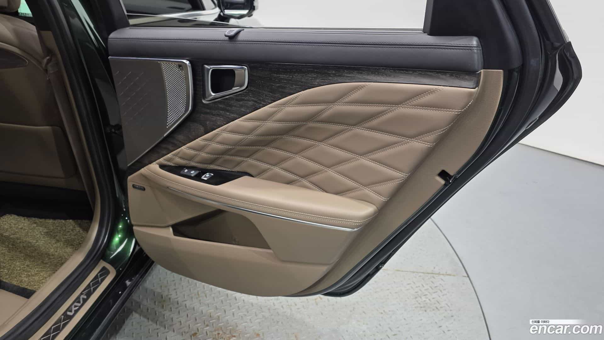 K8 Kia 2021.5-INNER-035