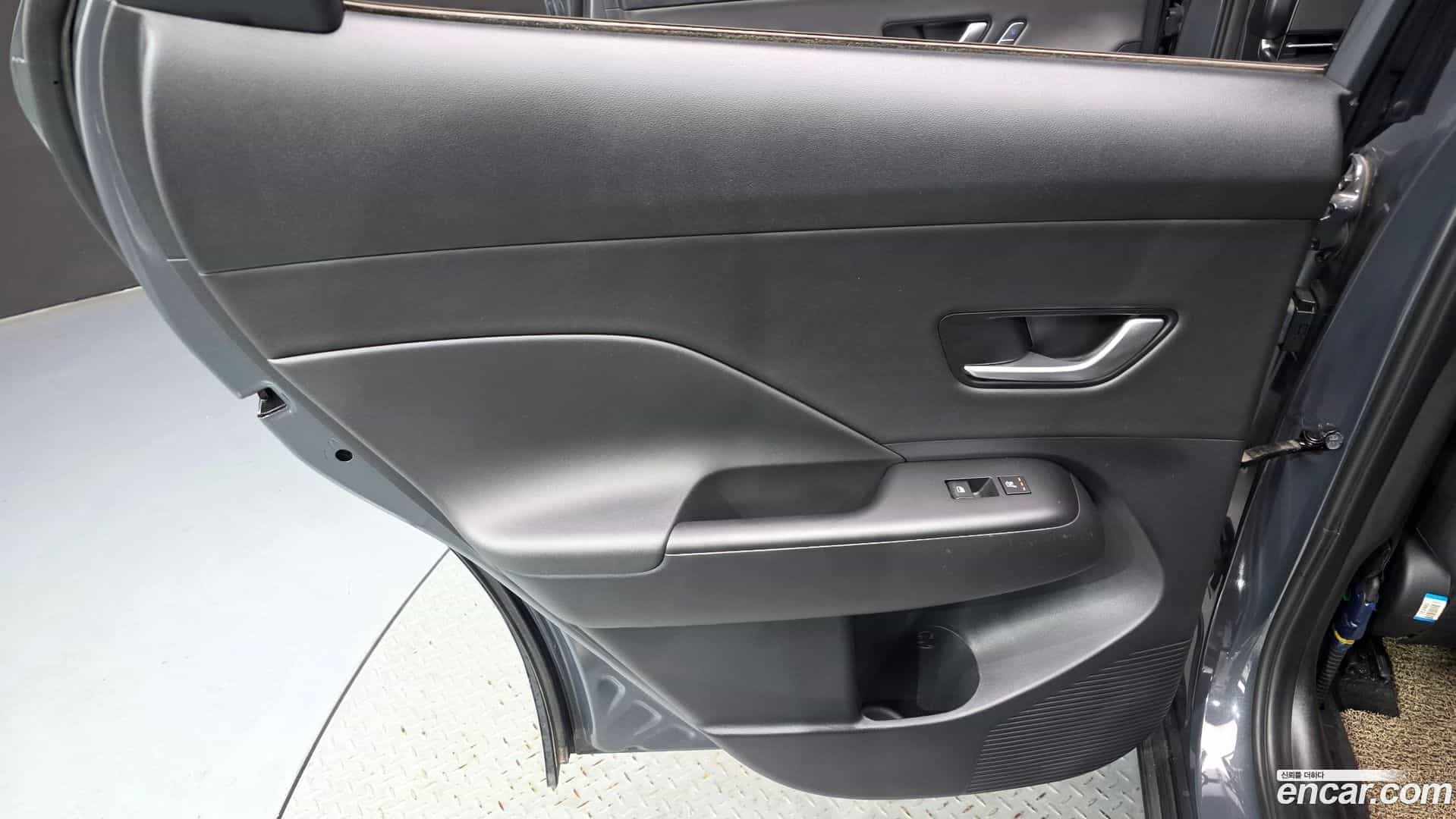 Kona Hyundai 2023.2-INNER-035