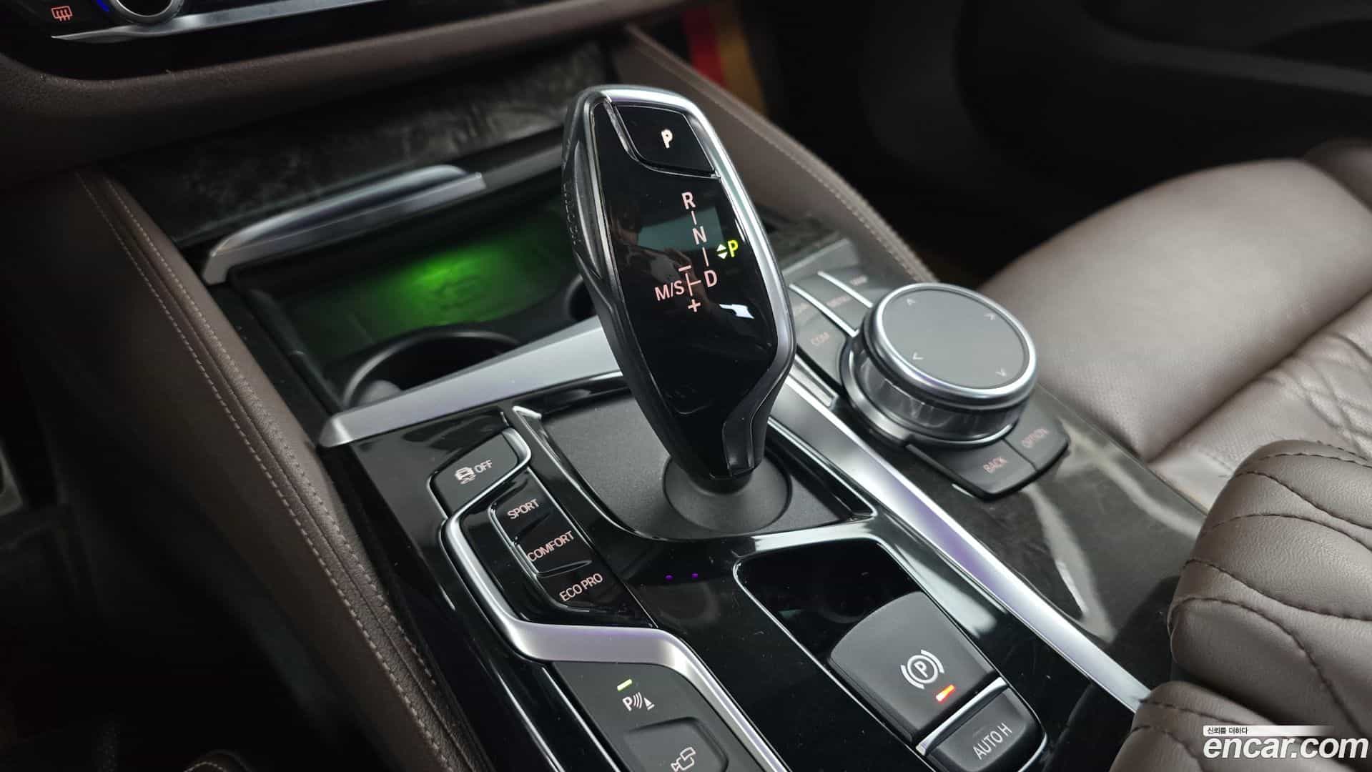 Gran Turismo BMW 2019.1-INNER-009