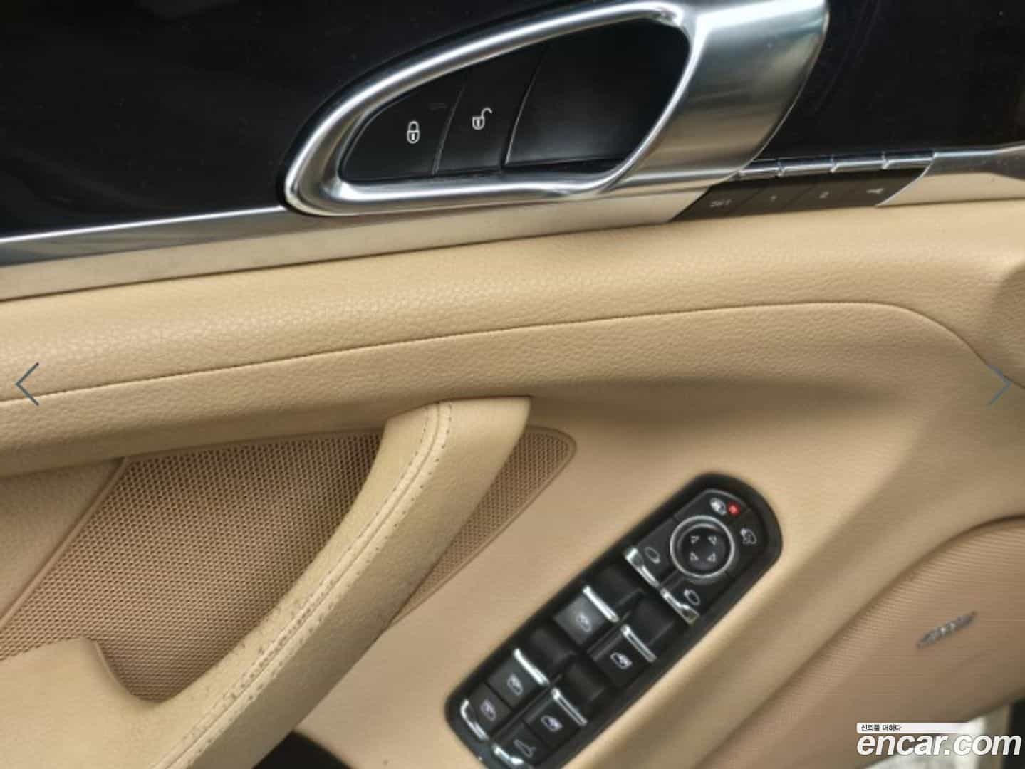 Panamera Porsche 2015.0-INNER-008