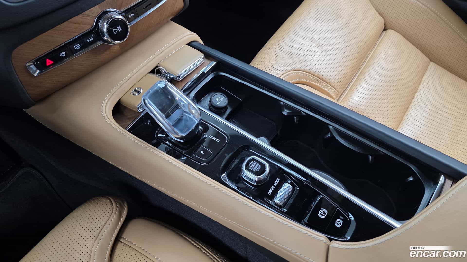 XC90 Volvo 2020.3-INNER-009