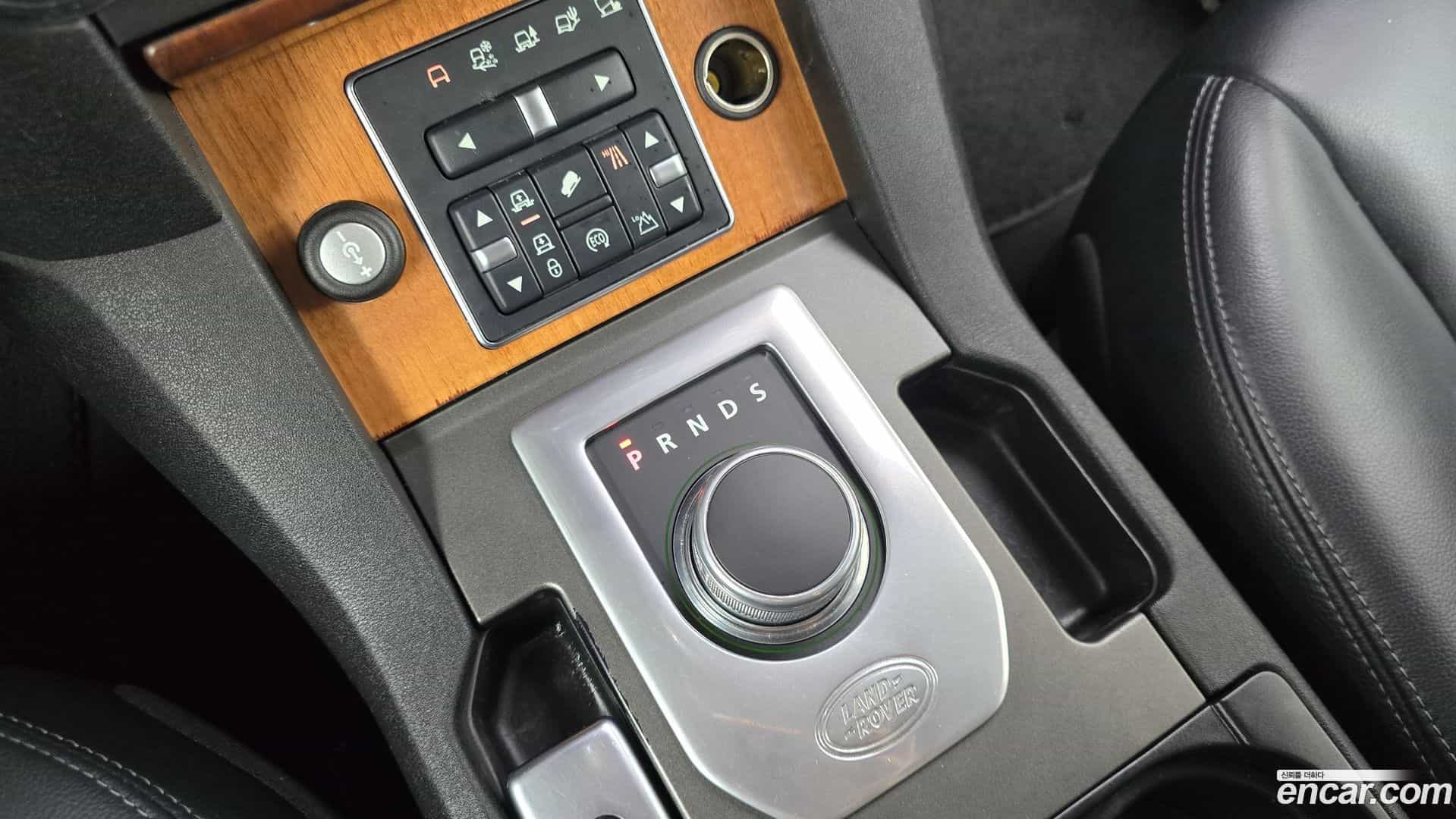 Discovery Land Rover 2015.2-INNER-009