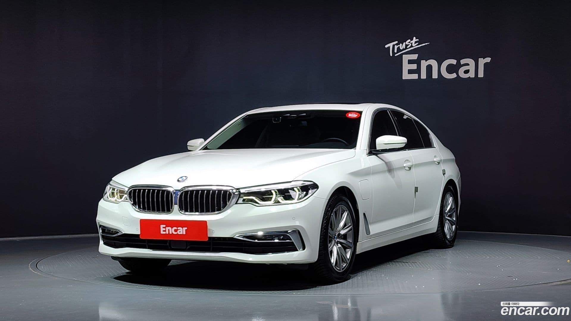 Main__Slider__Photo:5-Series BMW 2020.11-0