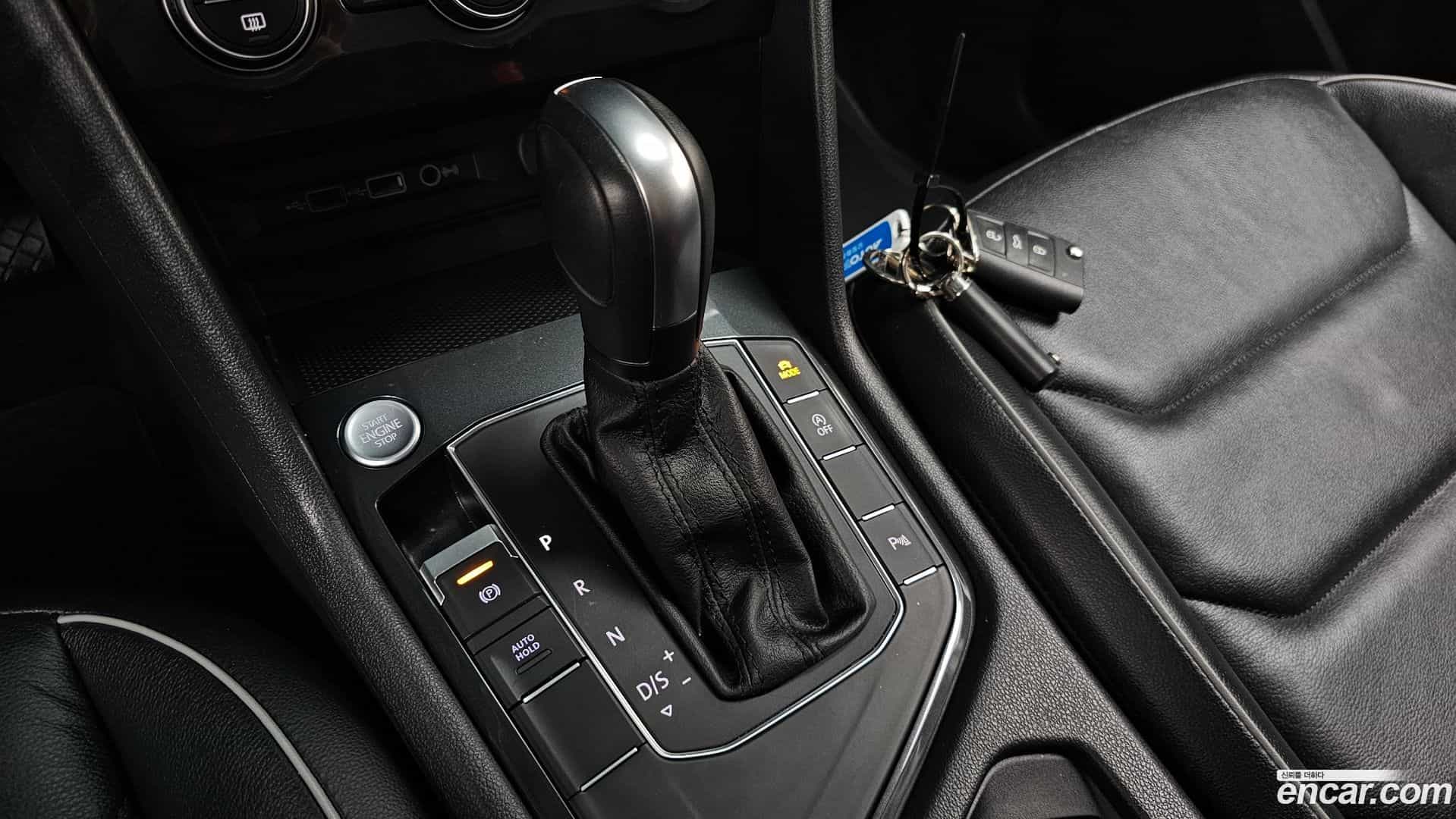 Tiguan Volkswagen 2019.10-INNER-009