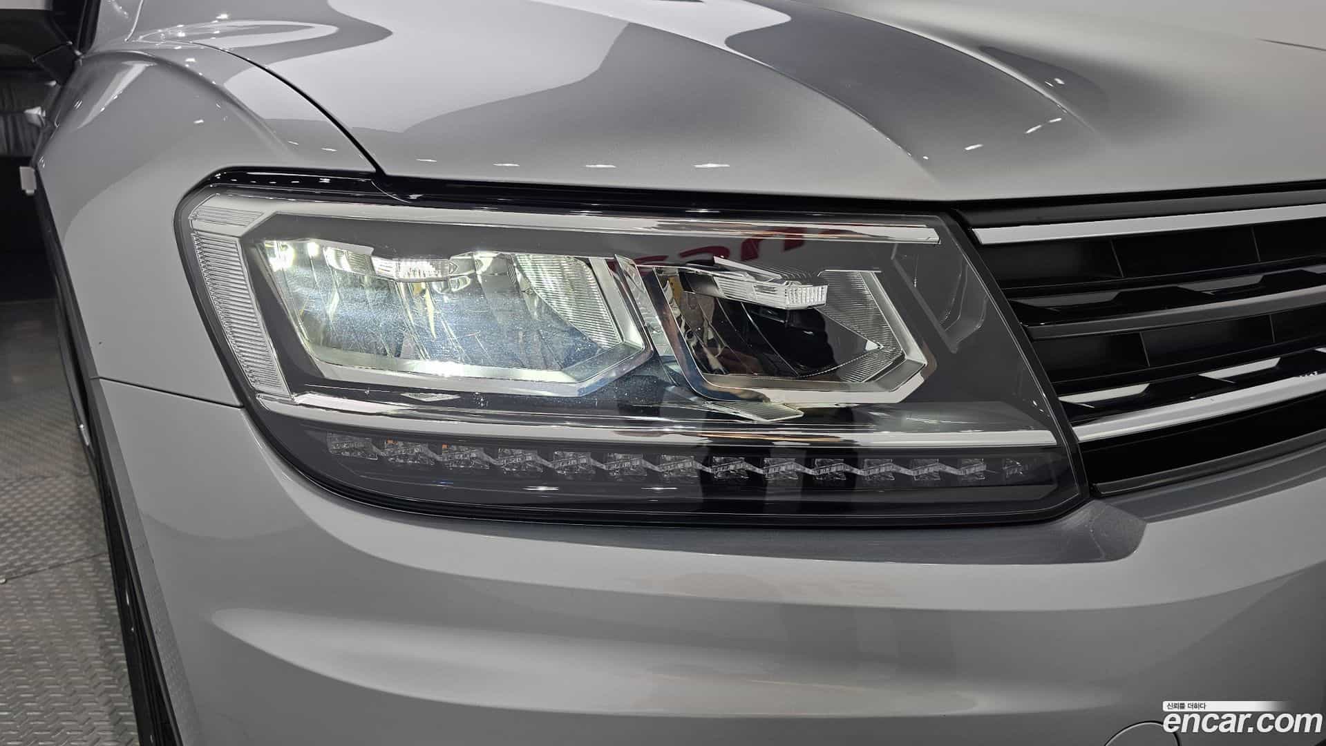 Tiguan Volkswagen 2019.10-OUTER-032