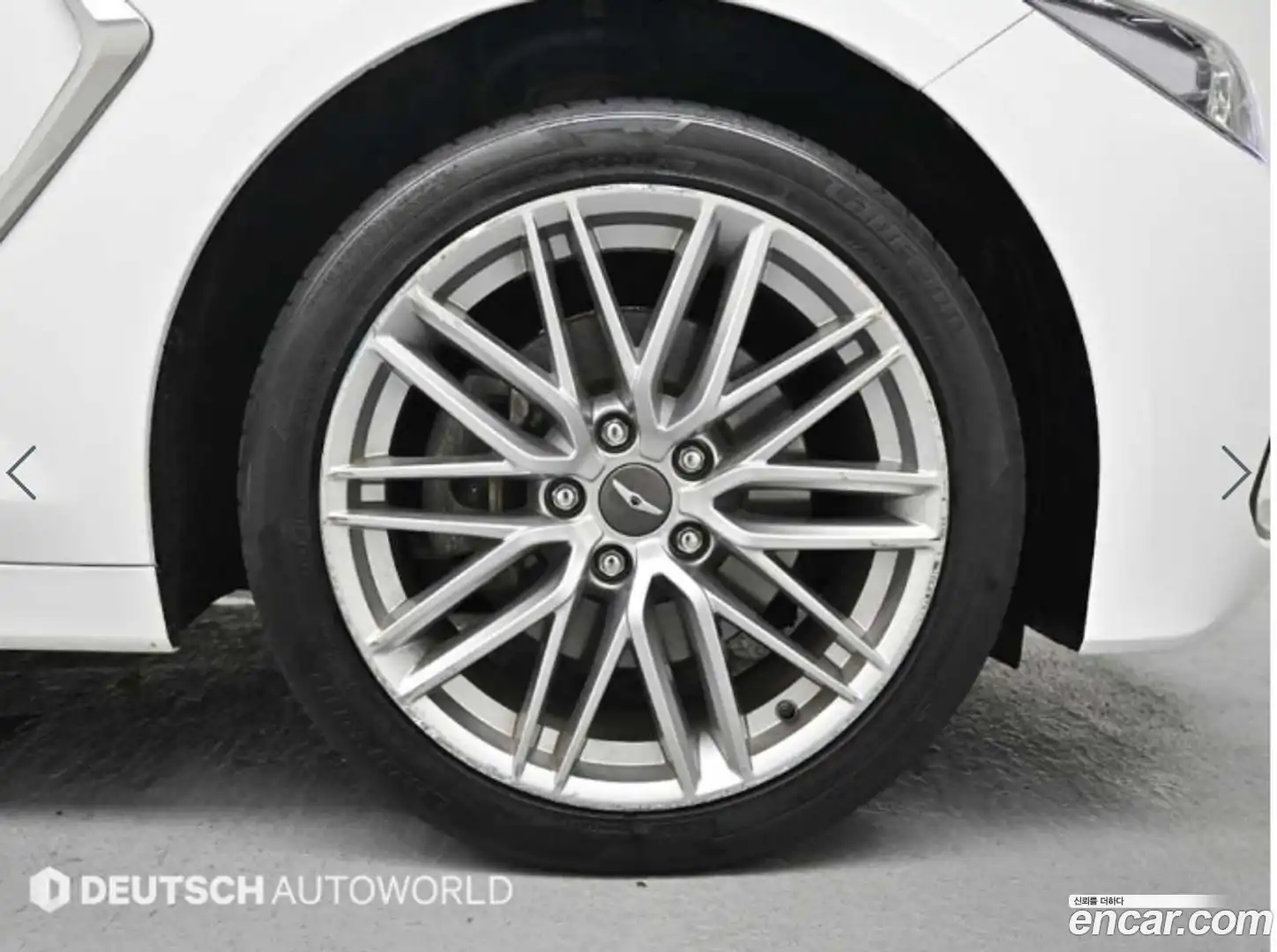 G70 Genesis 2019.10-OUTER-005